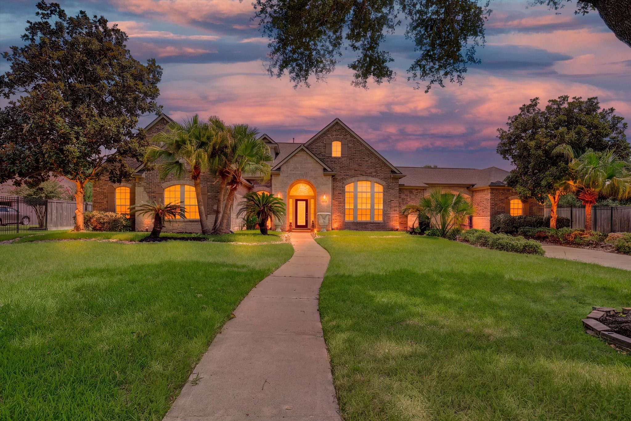 17114 Calico Peak Way Property Photo 2