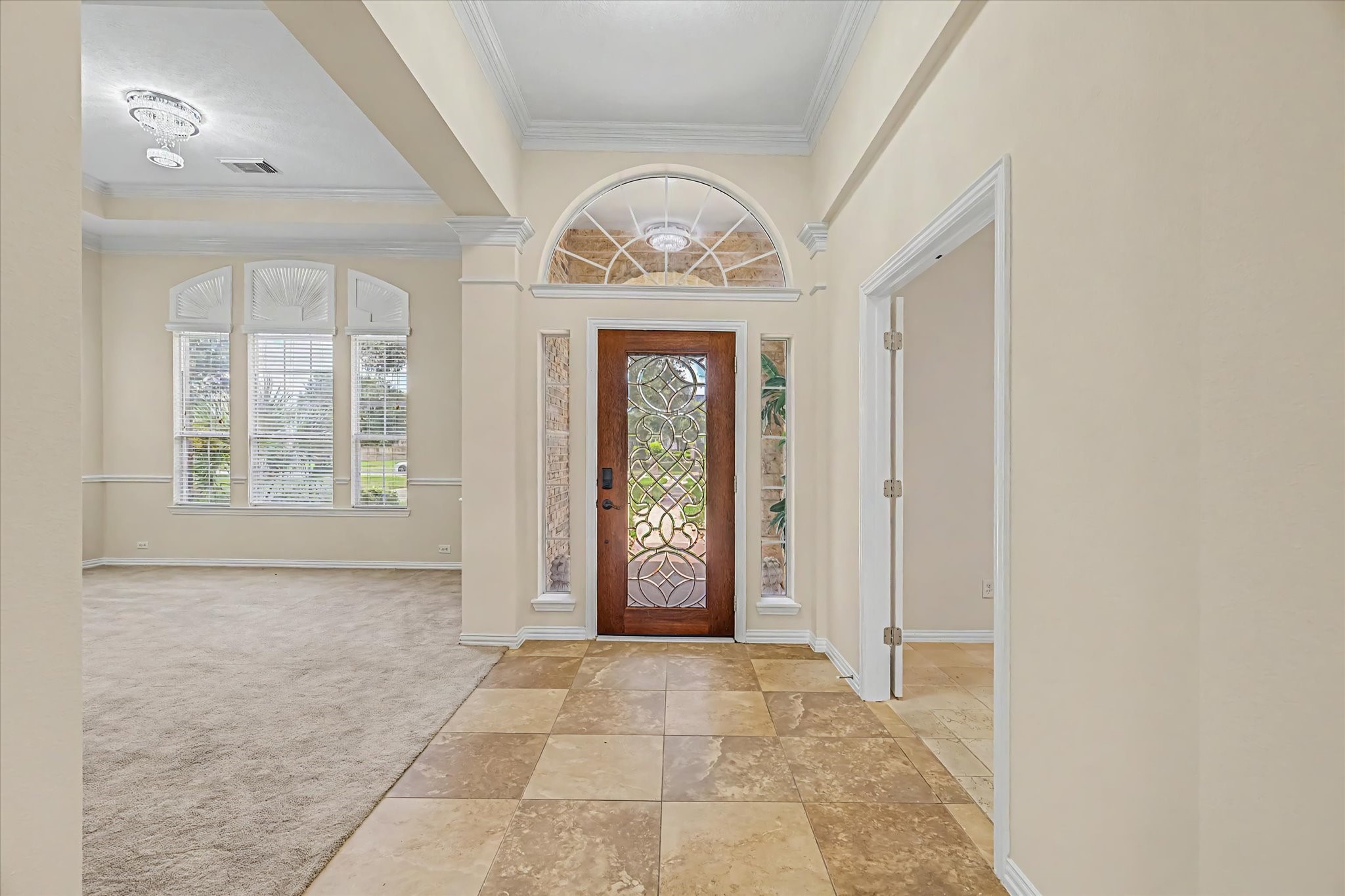 17114 Calico Peak Way Property Photo 5