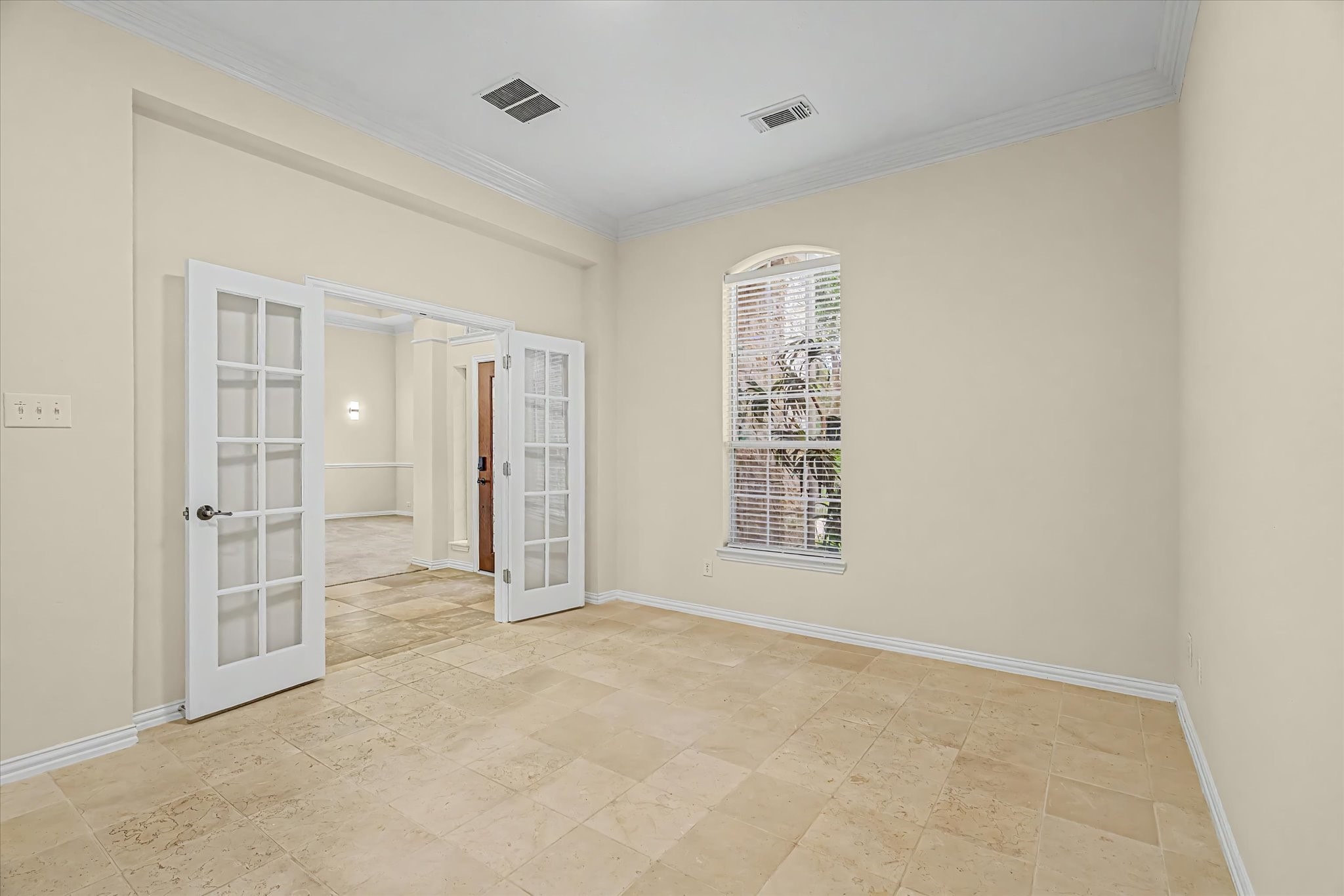 17114 Calico Peak Way Property Photo 6