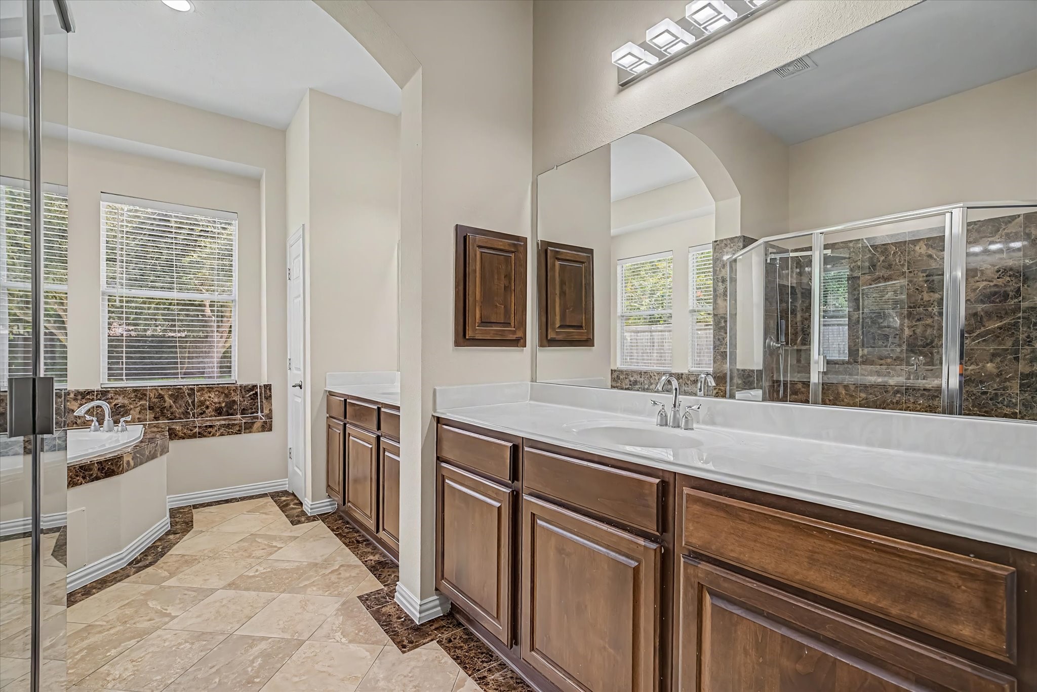 17114 Calico Peak Way Property Photo 25