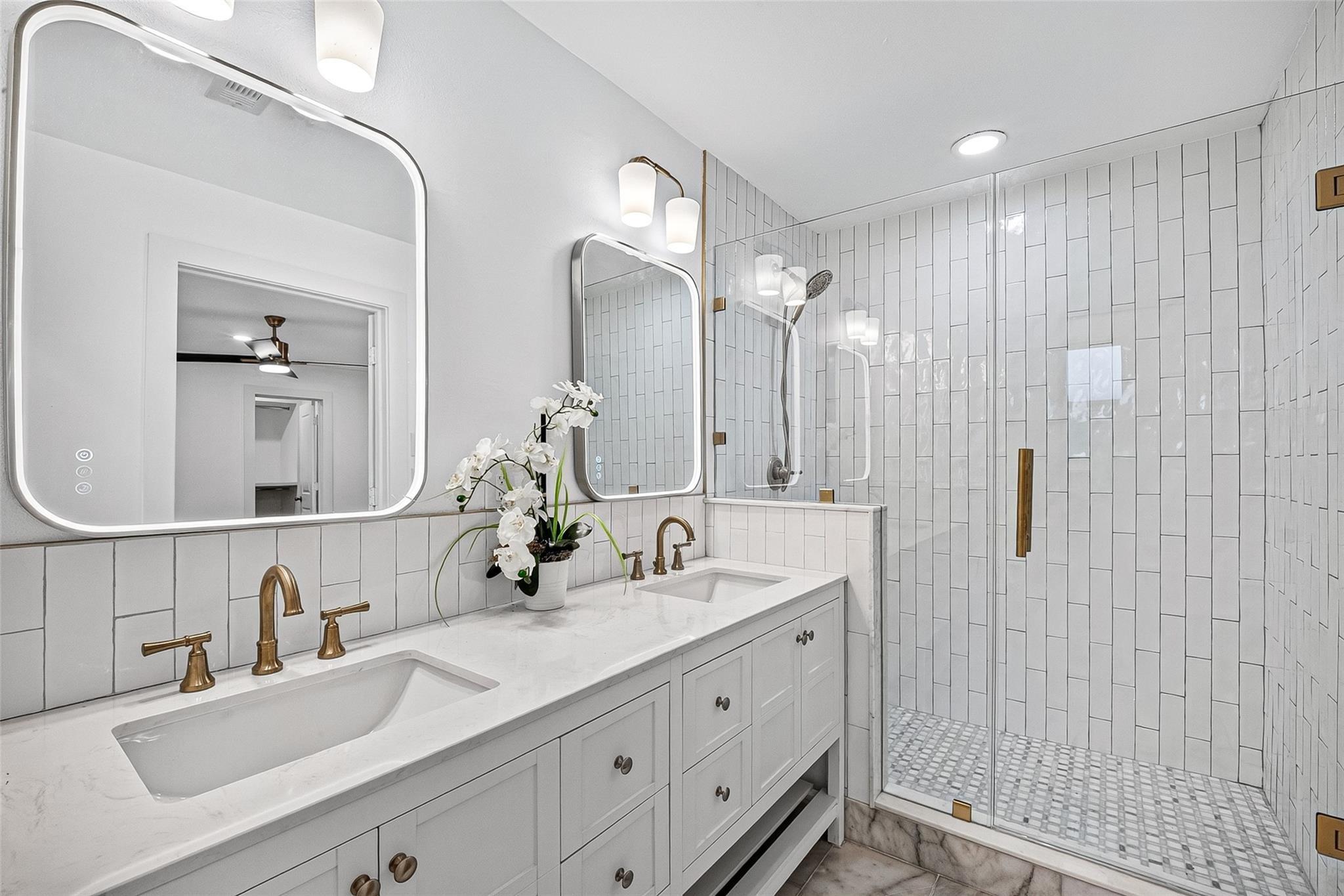 1338 Seaspray Court, Houston Tx 77008 Property Photo 31