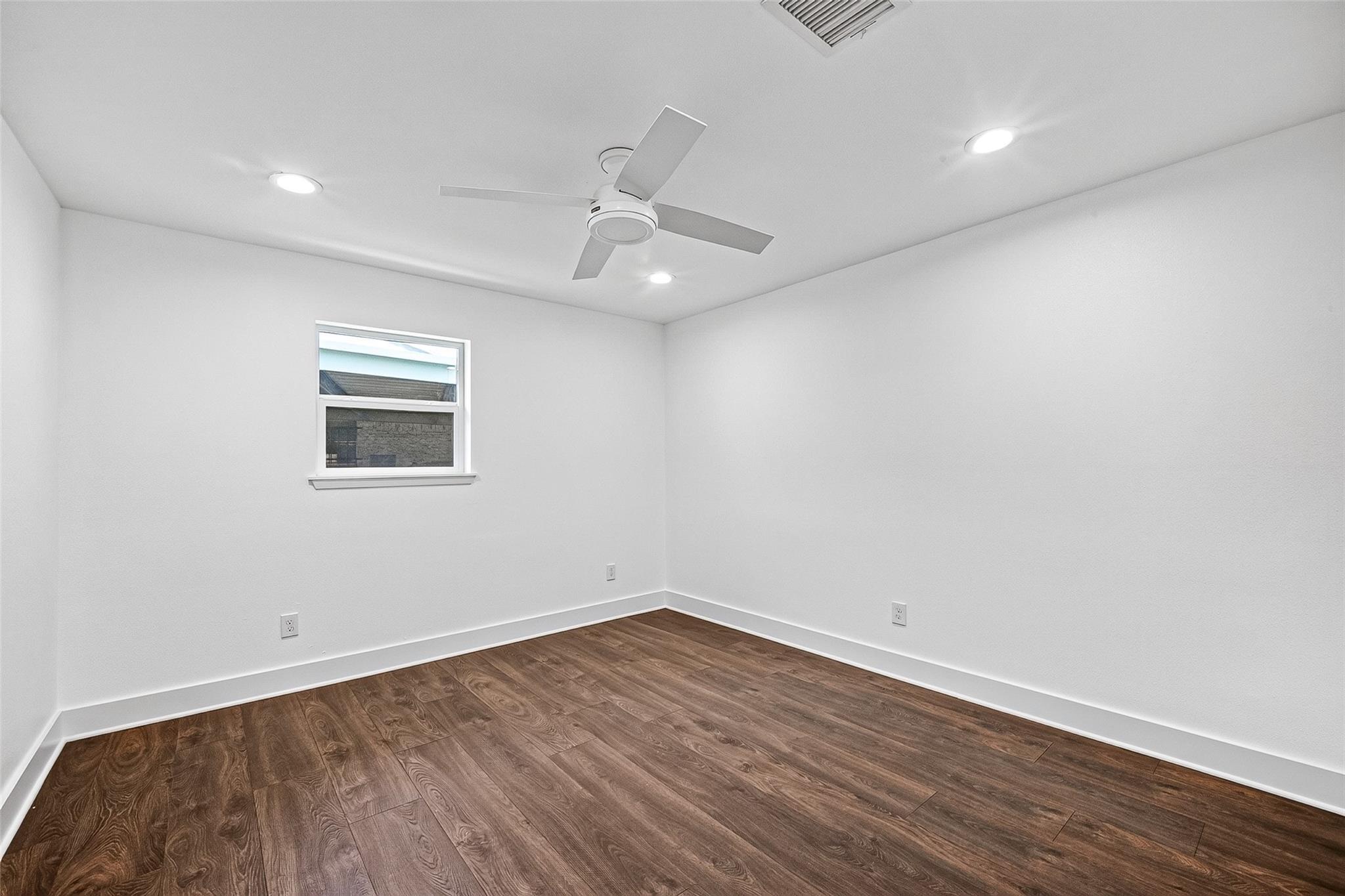 1338 Seaspray Court, Houston Tx 77008 Property Photo 34