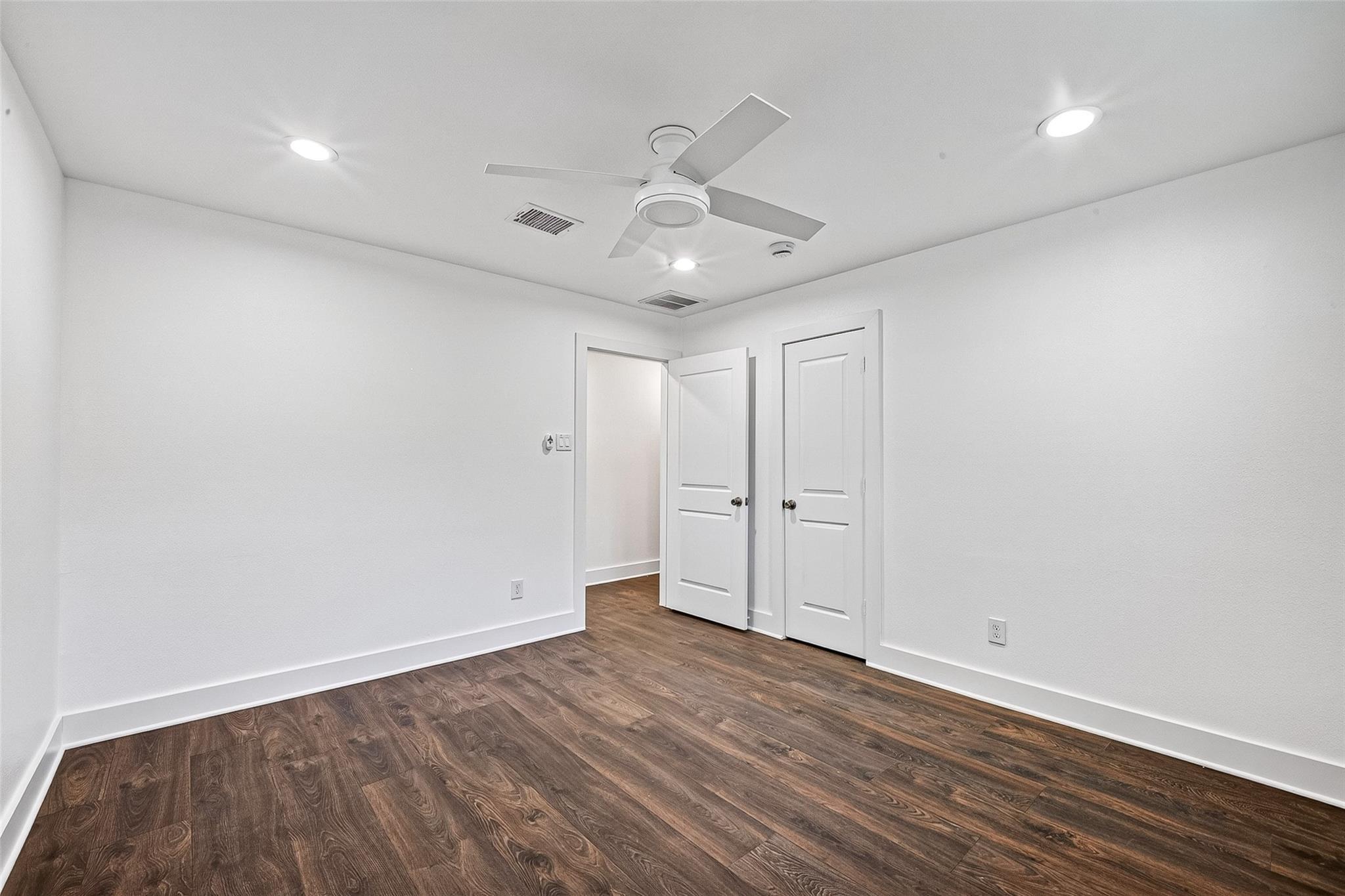 1338 Seaspray Court, Houston Tx 77008 Property Photo 35