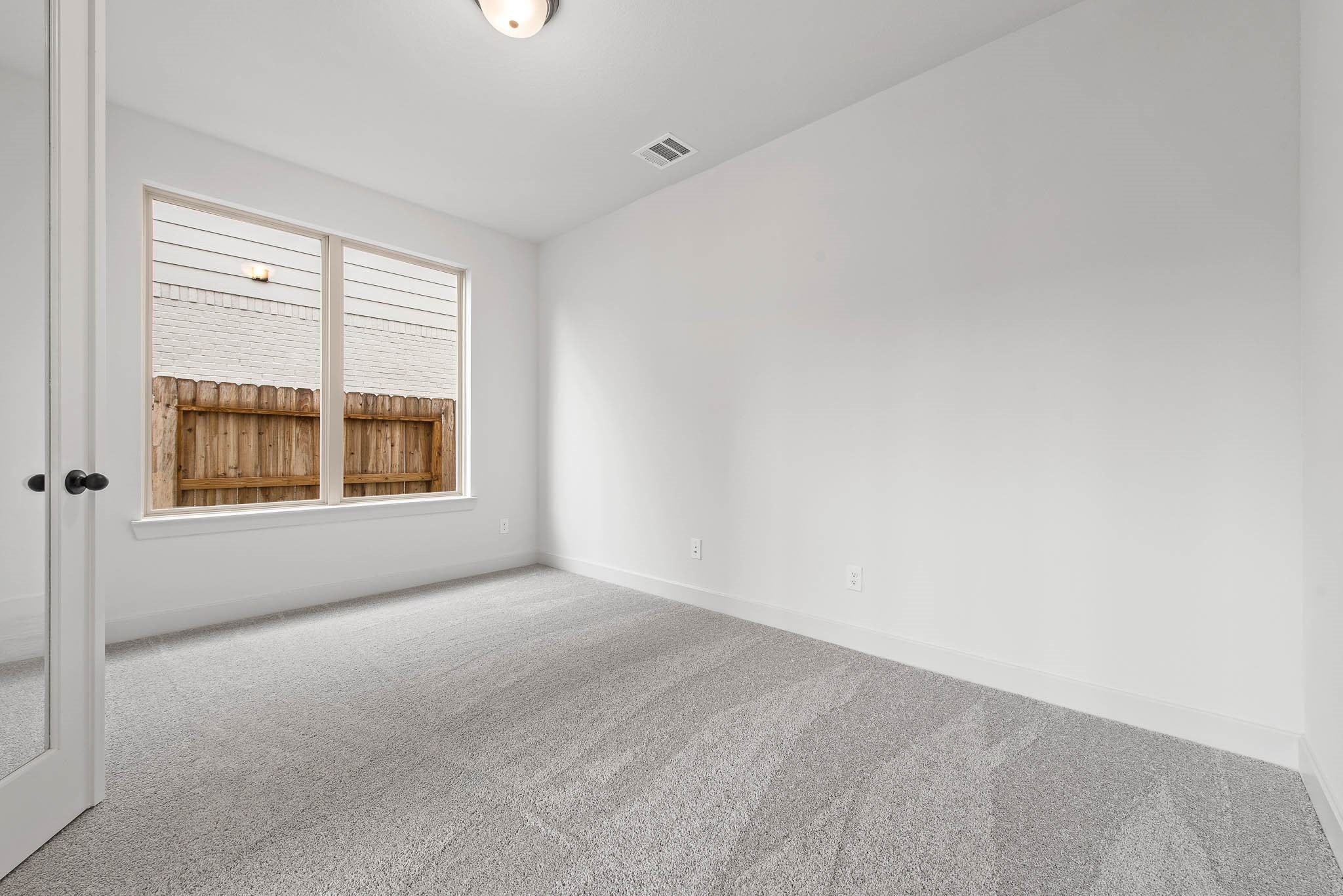 457 Sprigtail Drive Property Photo 18