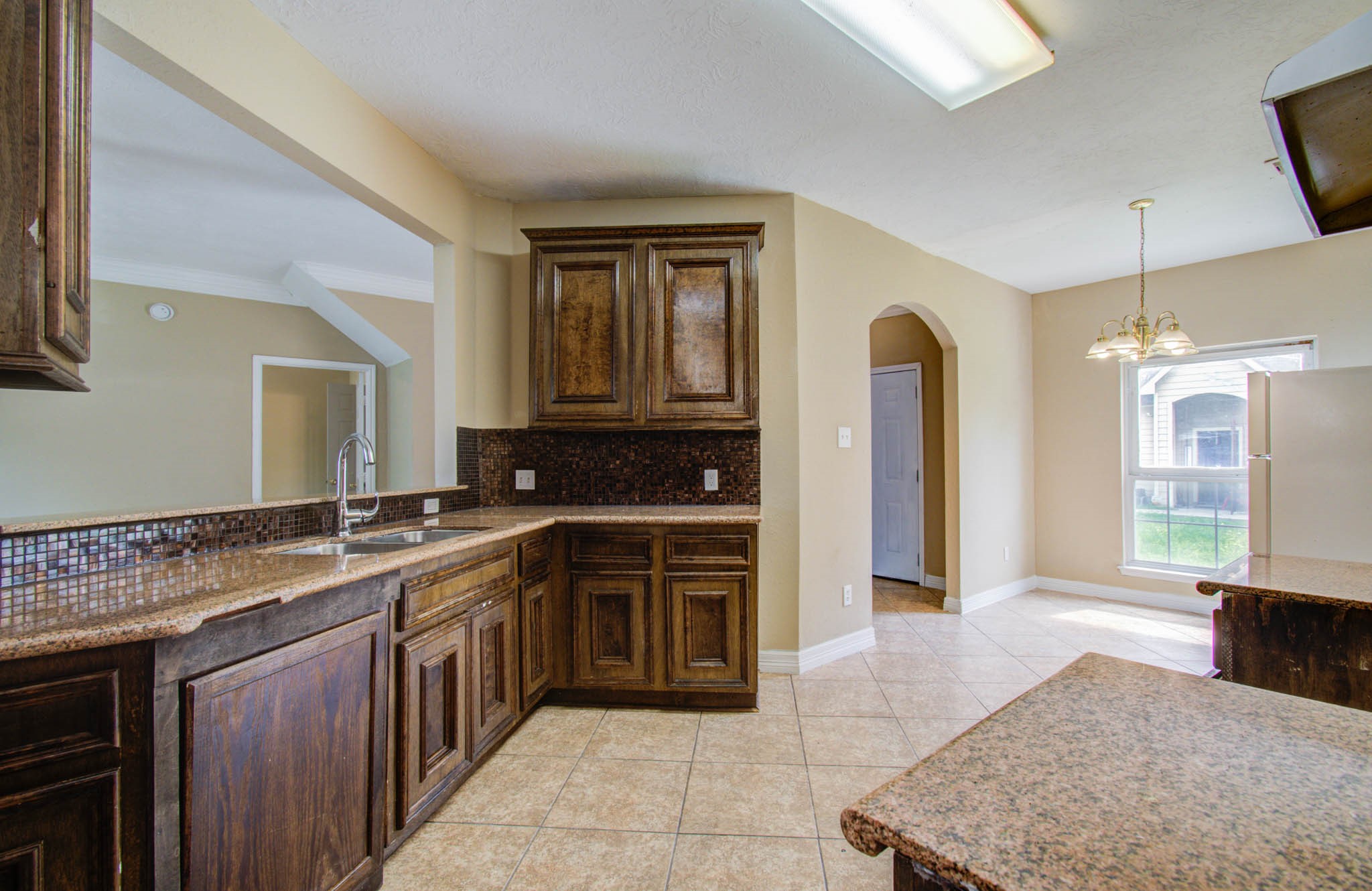 5012 Higgins Street Property Photo 12