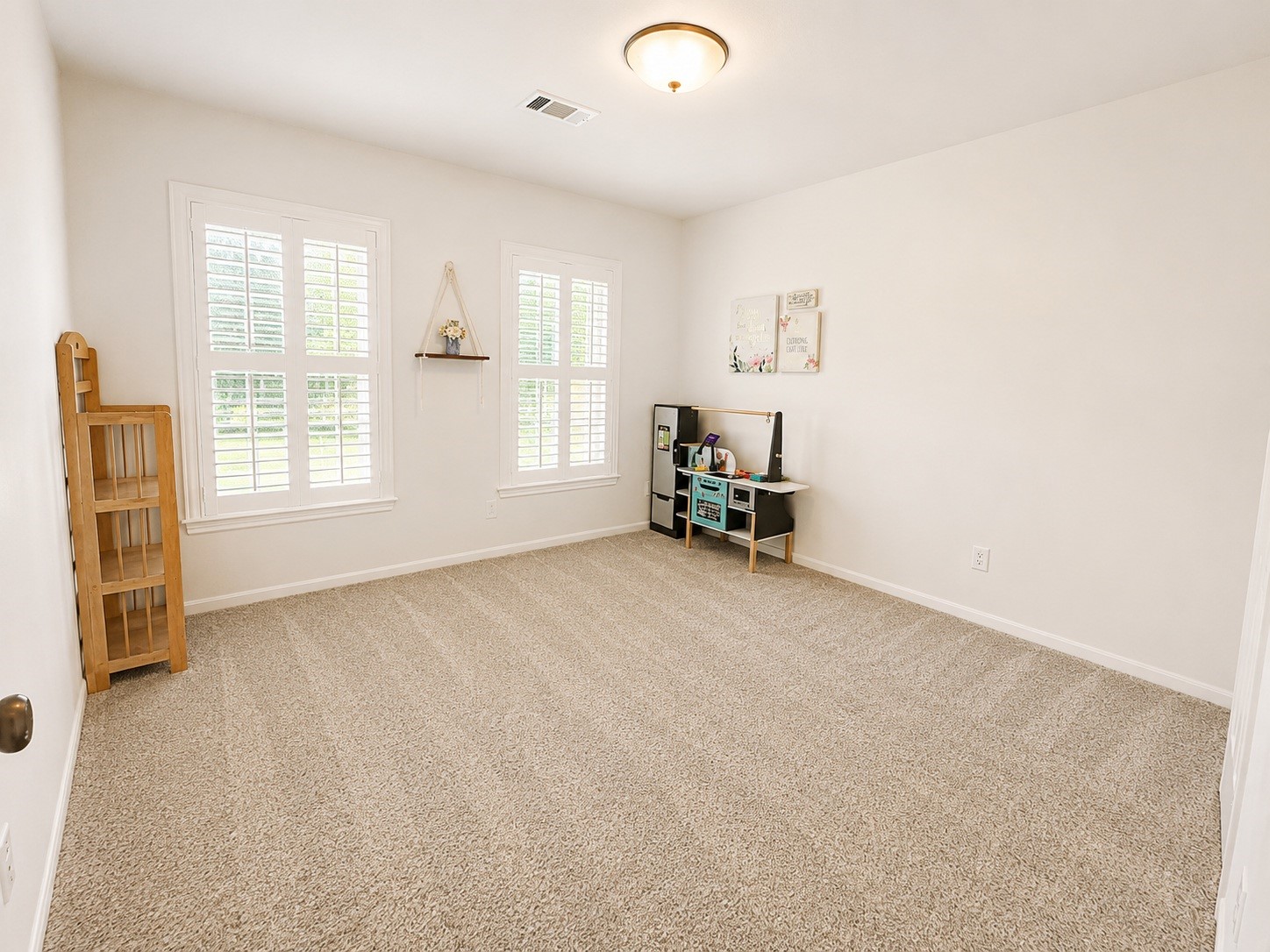 2123 Shadow Park Drive Property Photo 12
