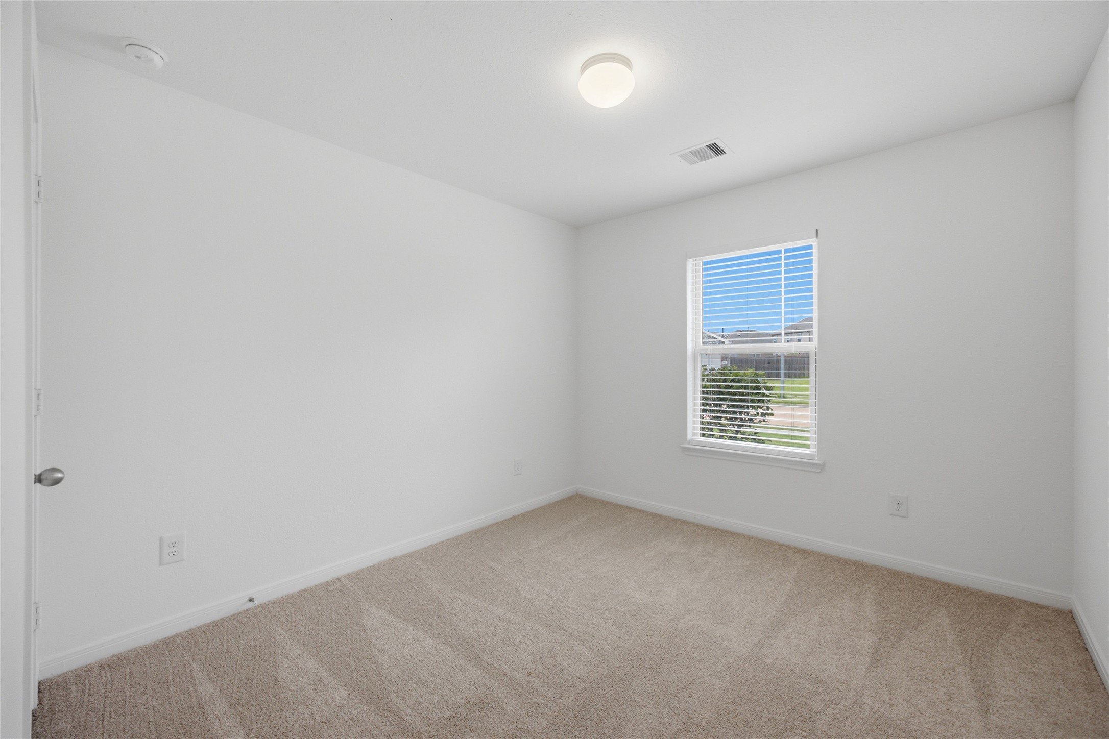 16511 Chill Brook Dr Property Photo 5