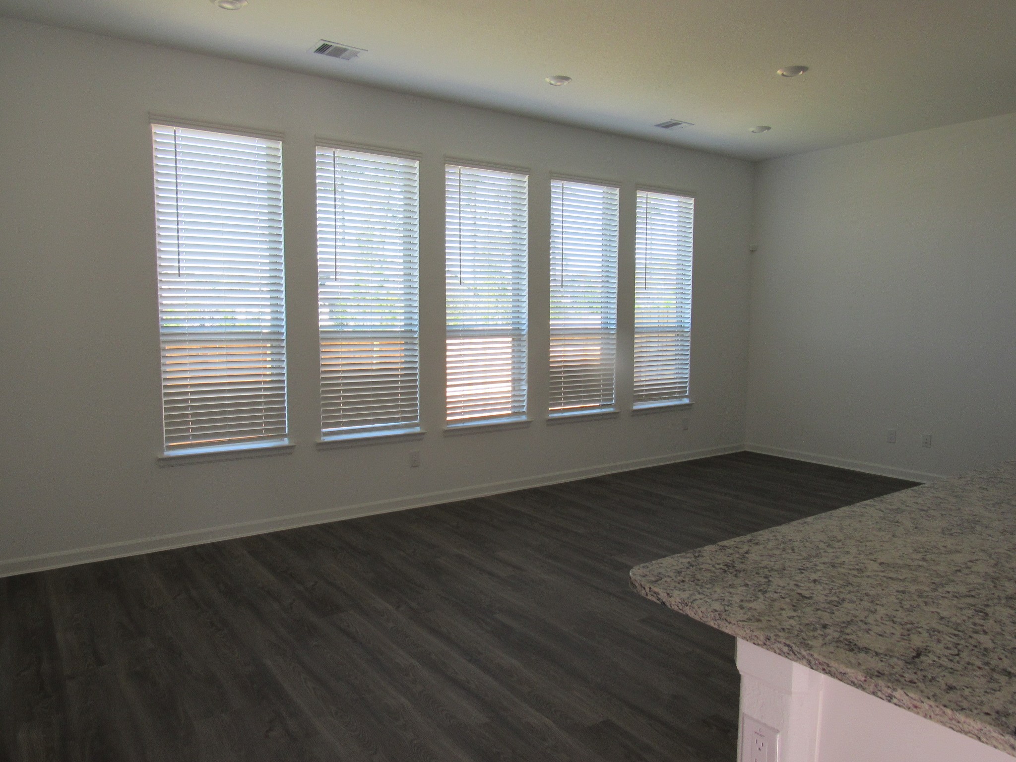 562 Dry Fork Lane Property Photo 3