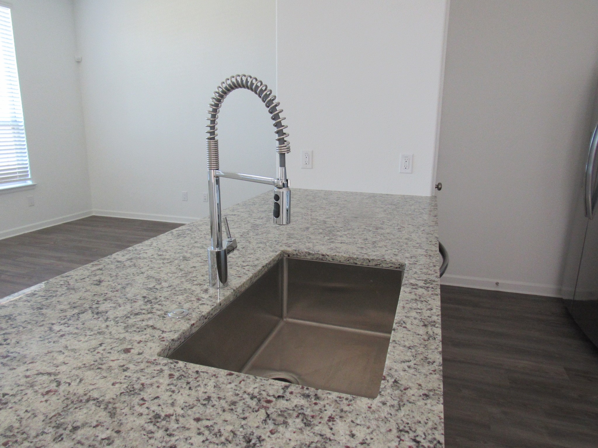 562 Dry Fork Lane Property Photo 6