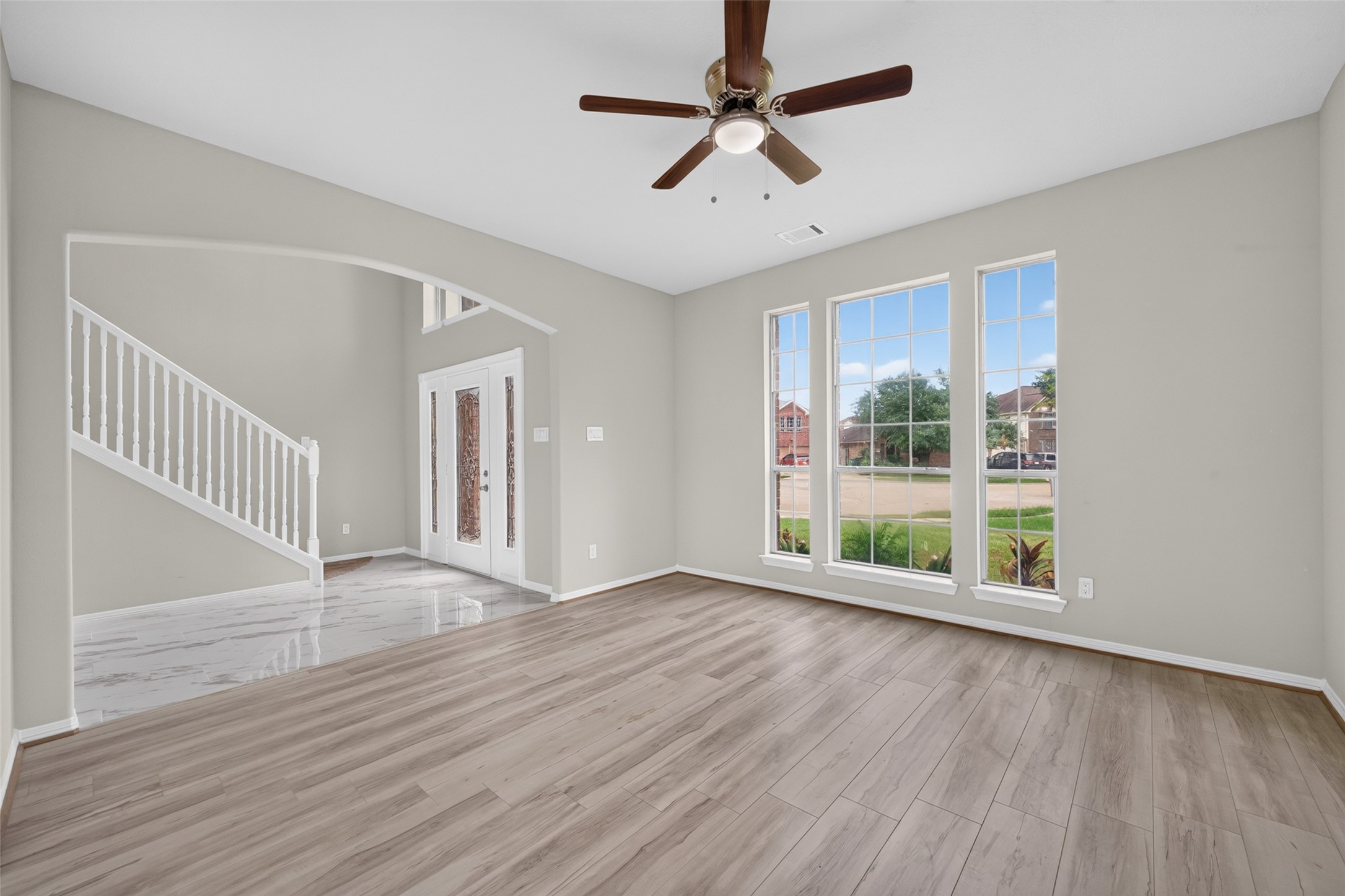 12039 Sweet Hall Lane Property Photo 9