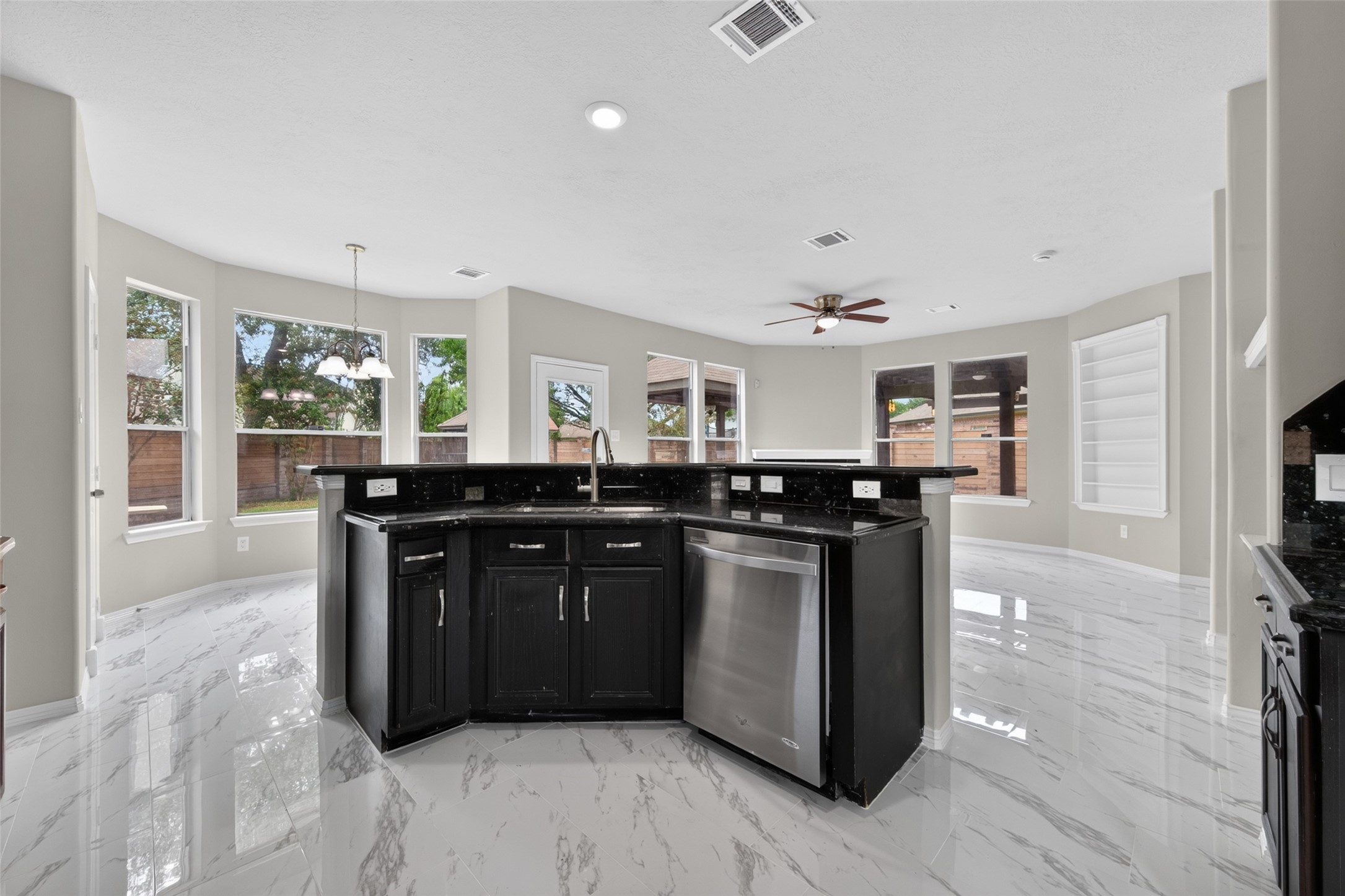 12039 Sweet Hall Lane Property Photo 16