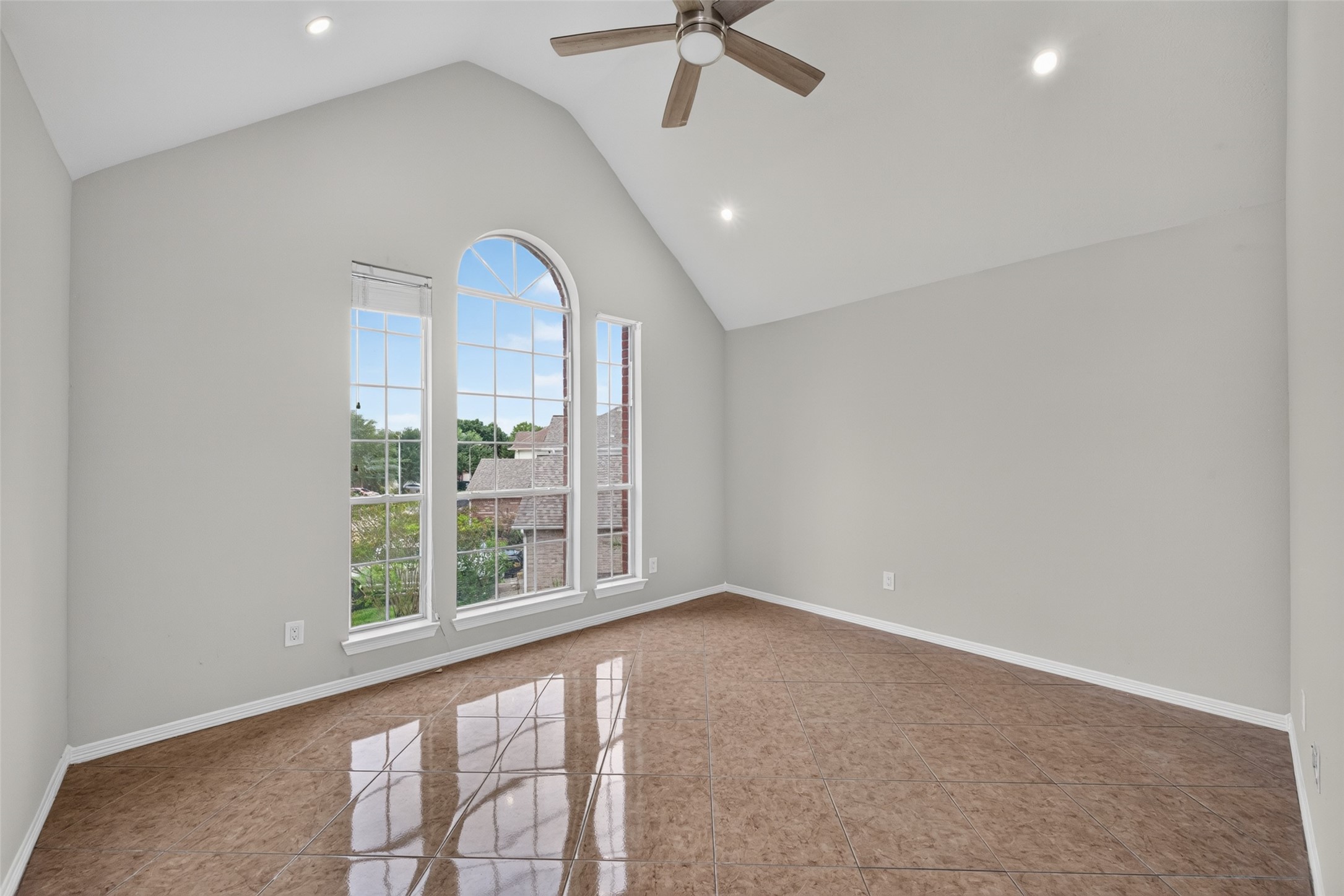 12039 Sweet Hall Lane Property Photo 20