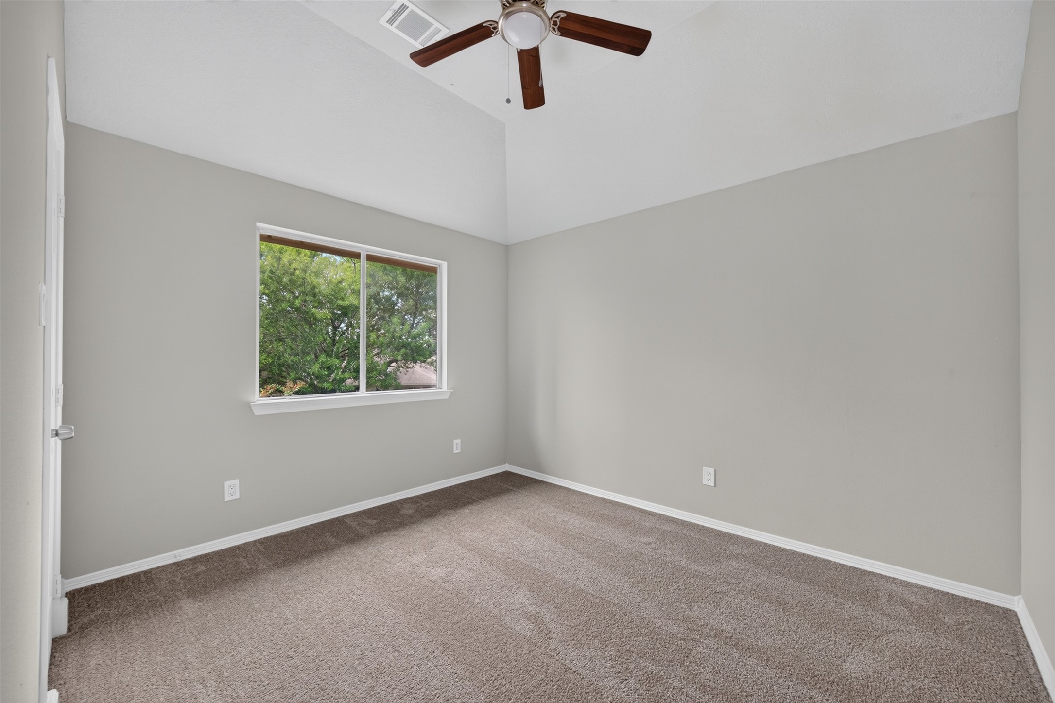 12039 Sweet Hall Lane Property Photo 25