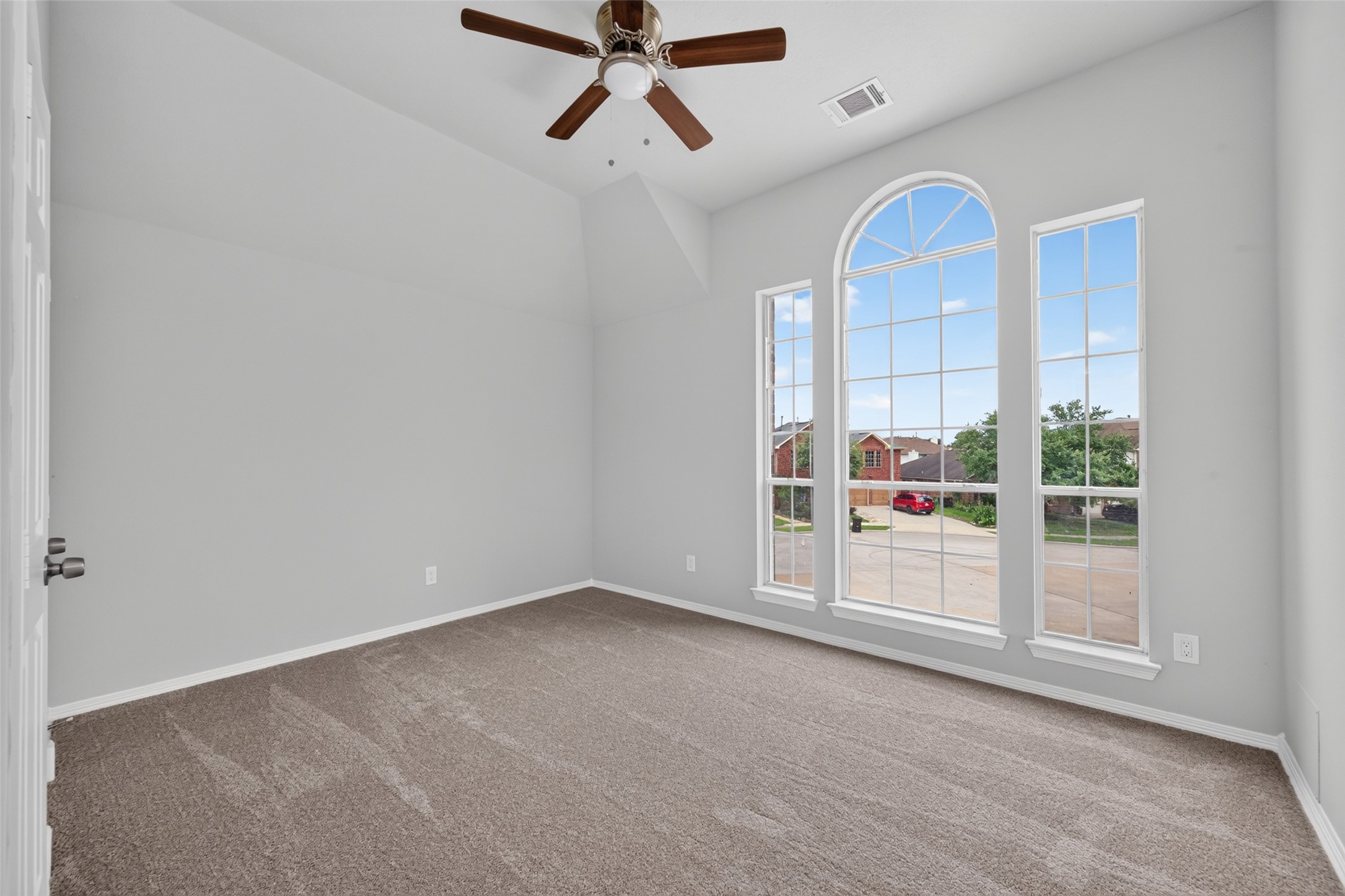 12039 Sweet Hall Lane Property Photo 27