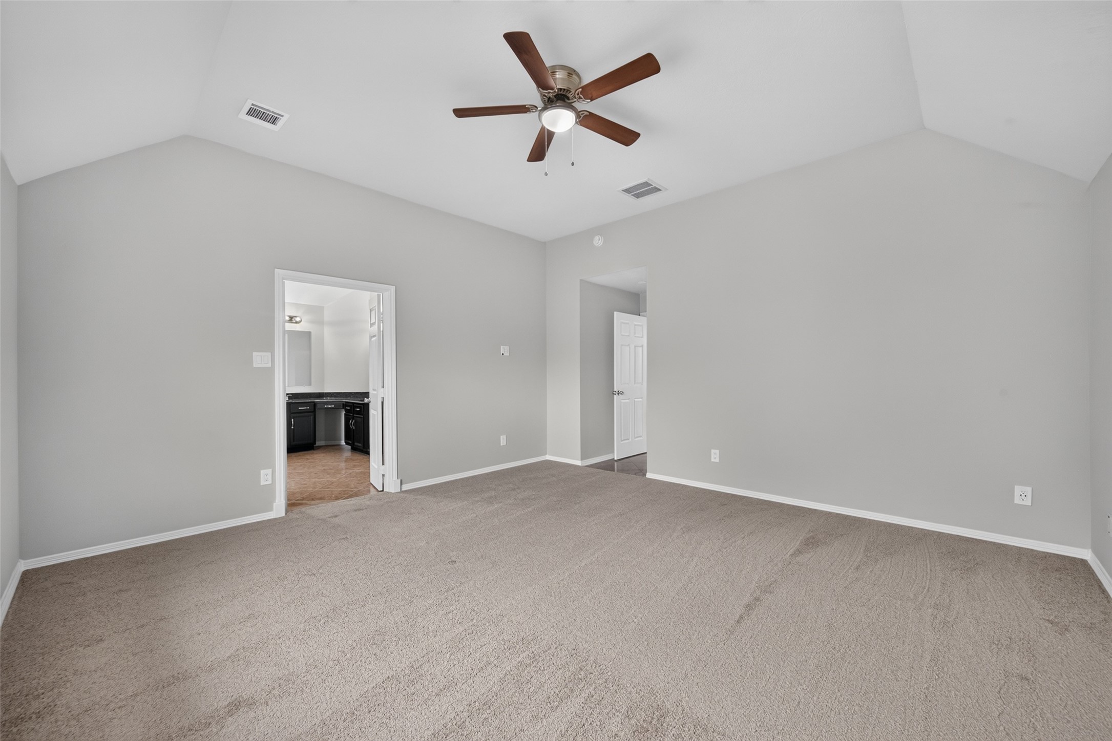 12039 Sweet Hall Lane Property Photo 33