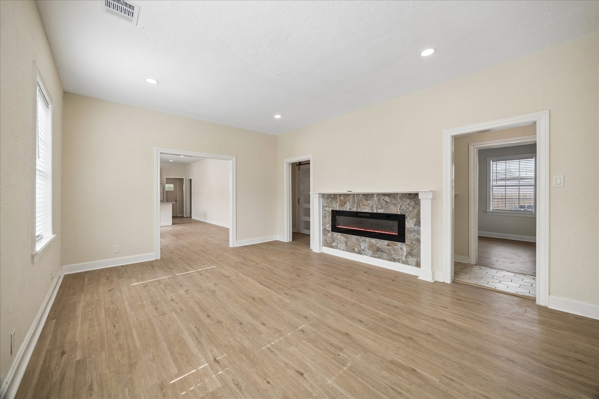 1109 Hays Street Property Photo 2