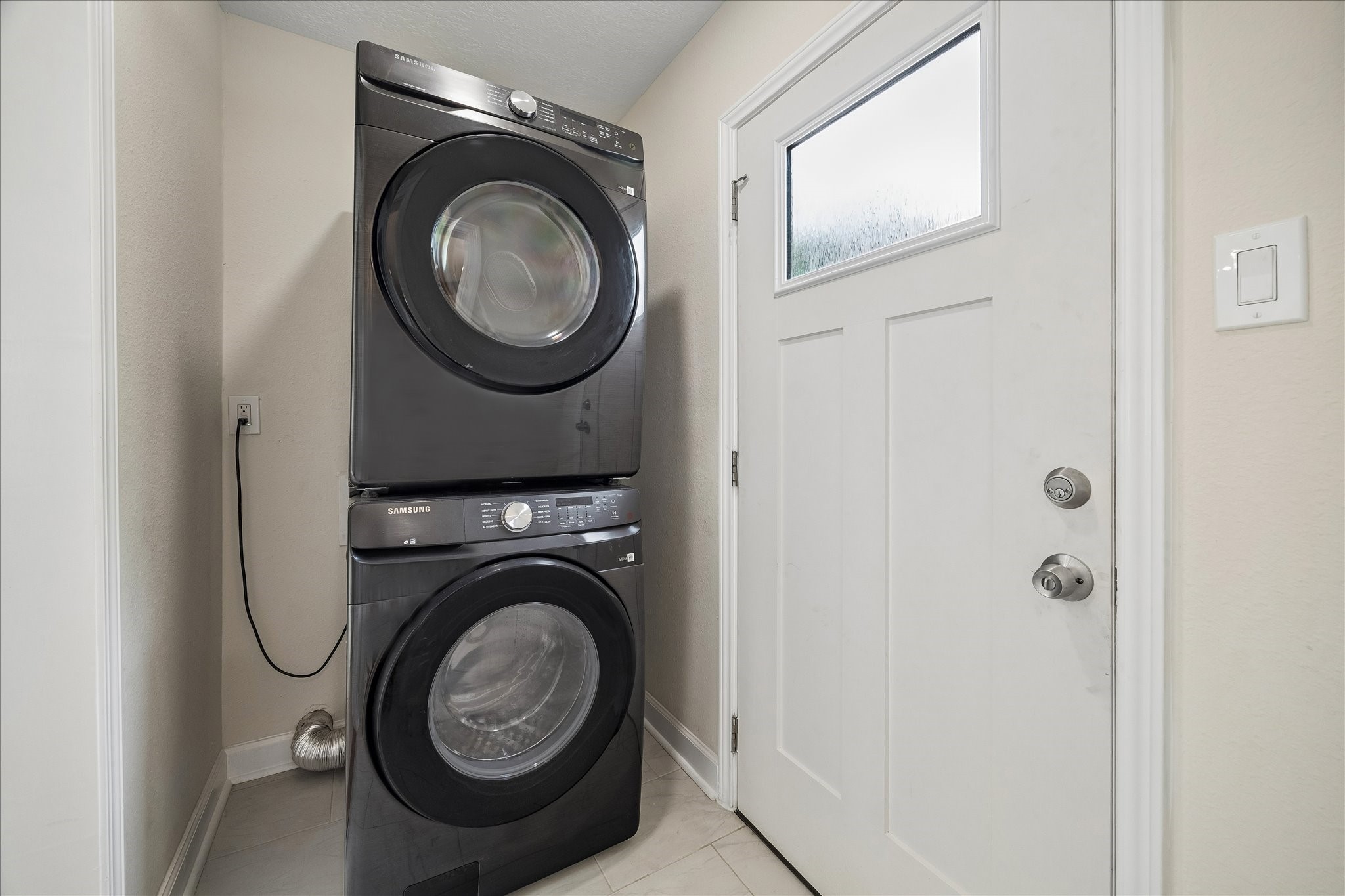 1109 Hays Street Property Photo 15