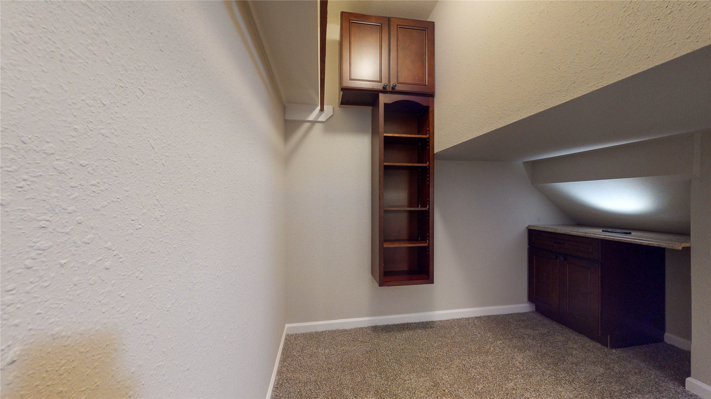 20802 Newbury Park Drive Property Photo 33