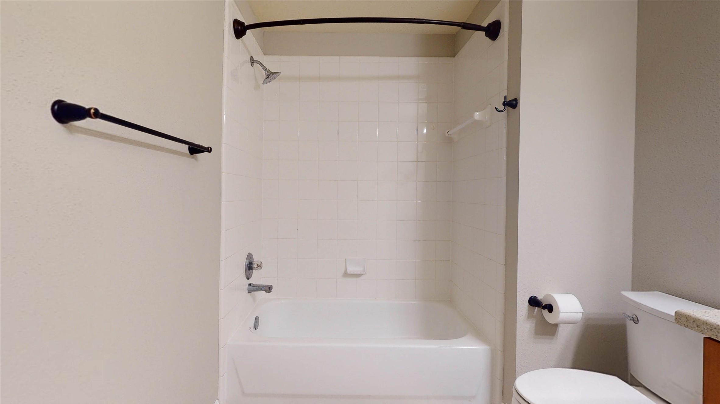 20802 Newbury Park Drive Property Photo 42