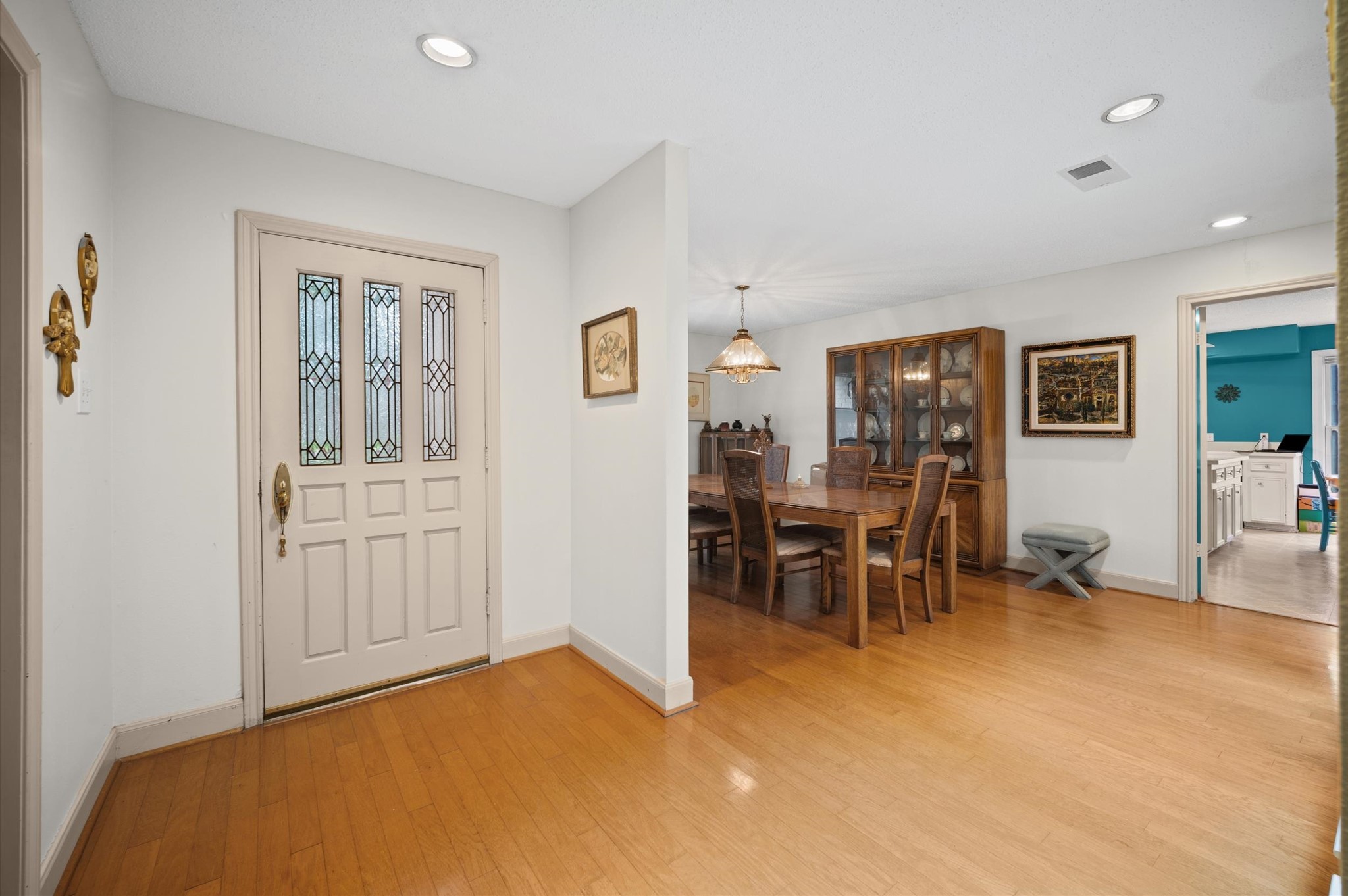 1034 Coachlight Drive Property Photo 8
