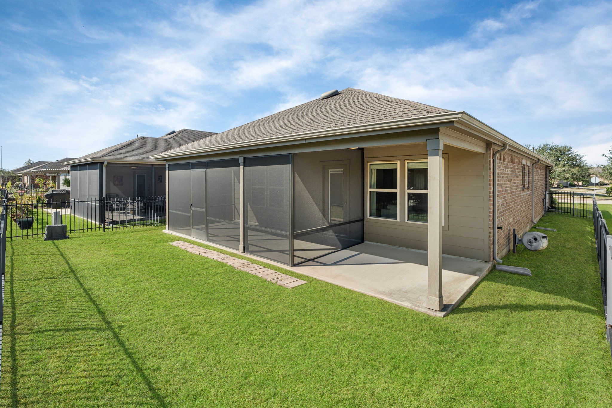 619 Saffron Plum Lane Property Photo 29