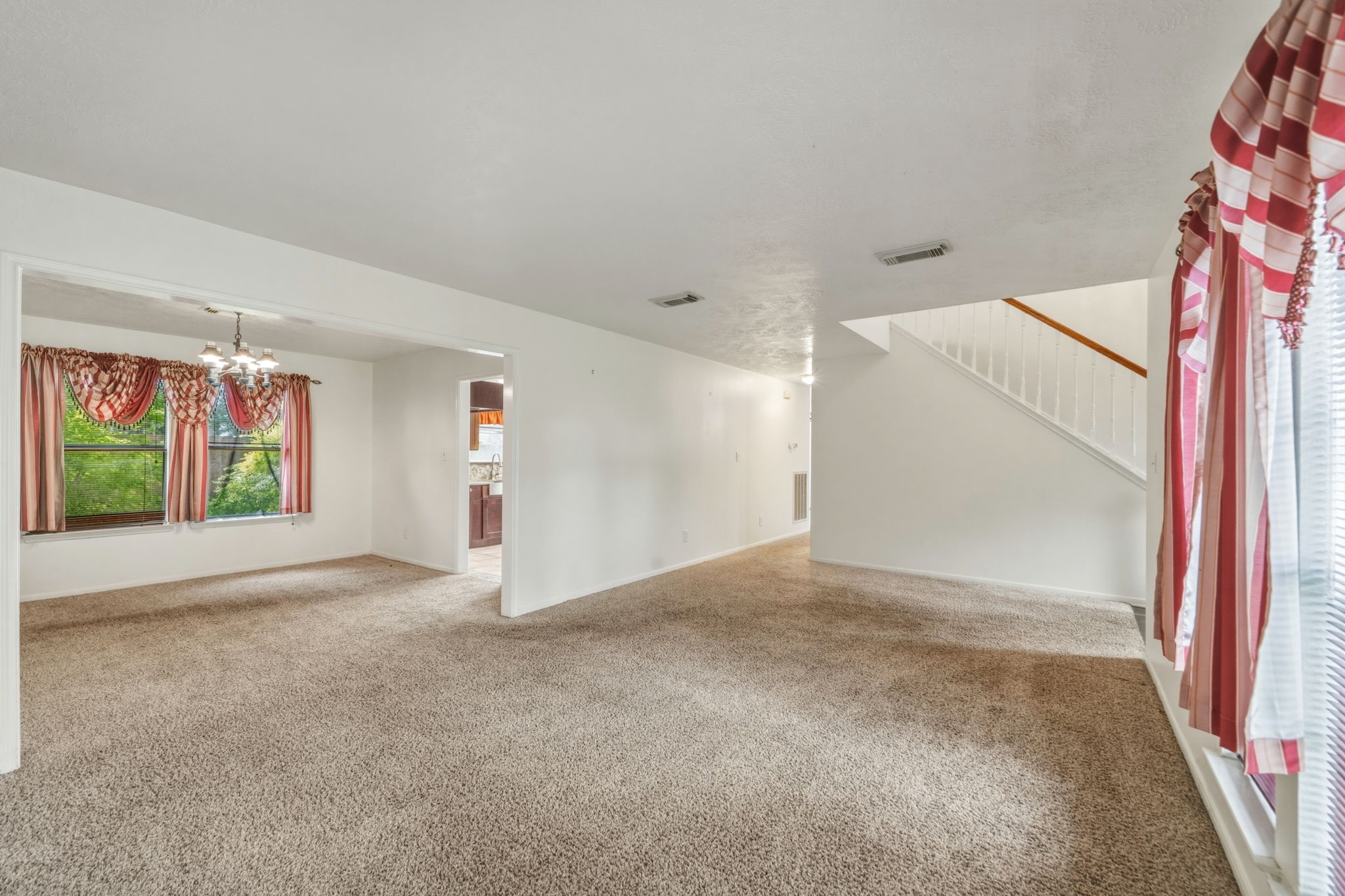 5619 Roserock Lane Property Photo 7