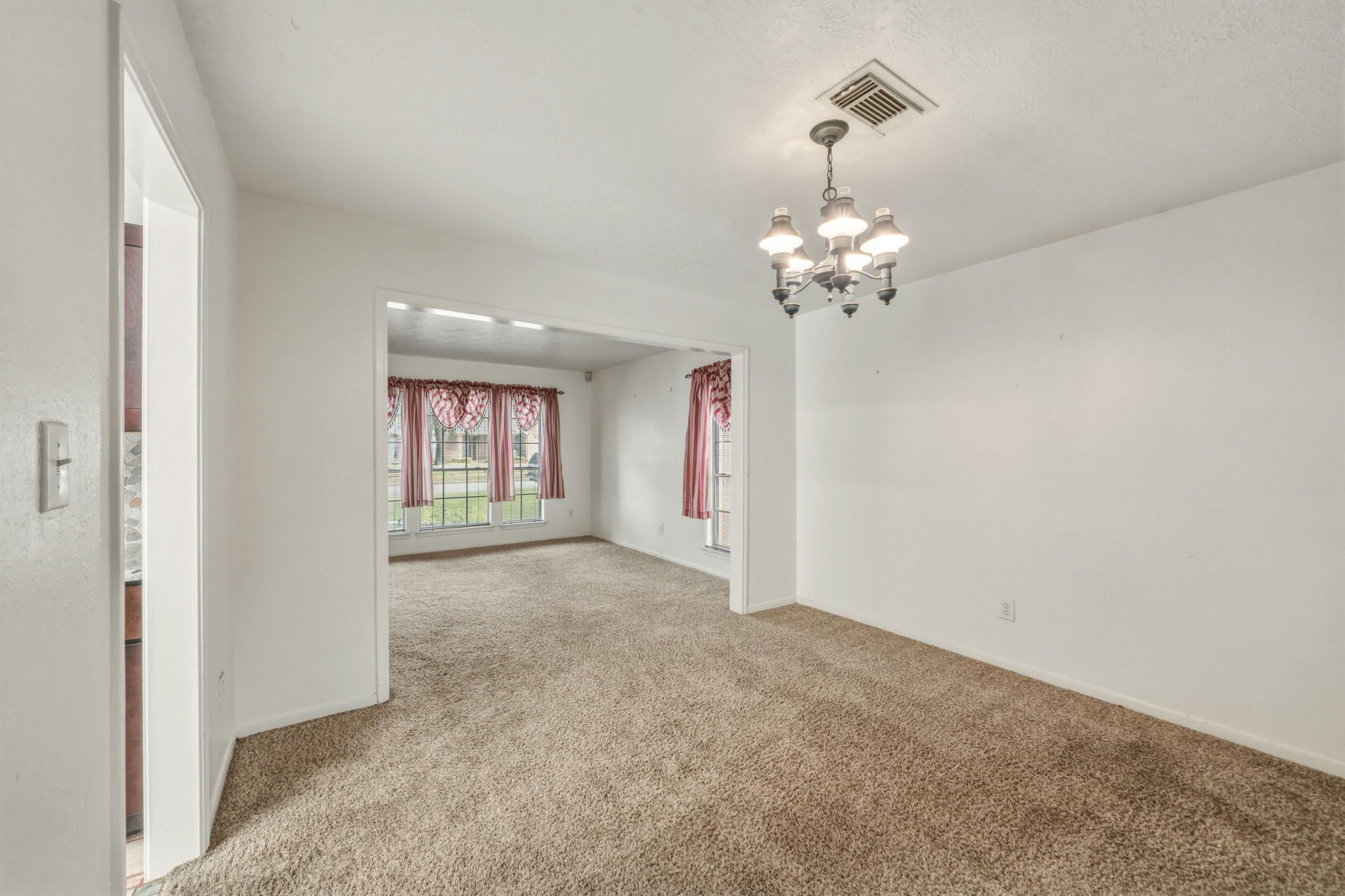 5619 Roserock Lane Property Photo 11