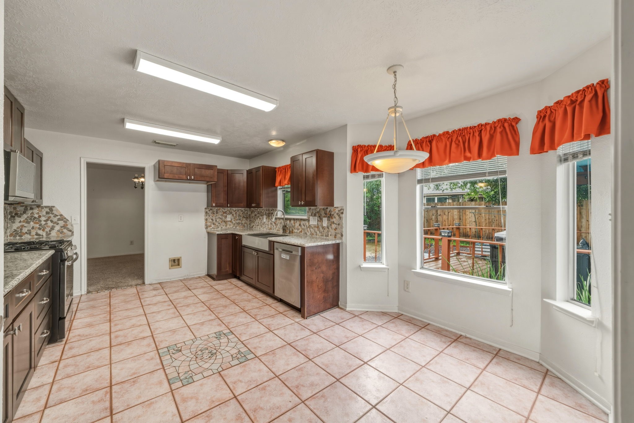 5619 Roserock Lane Property Photo 17