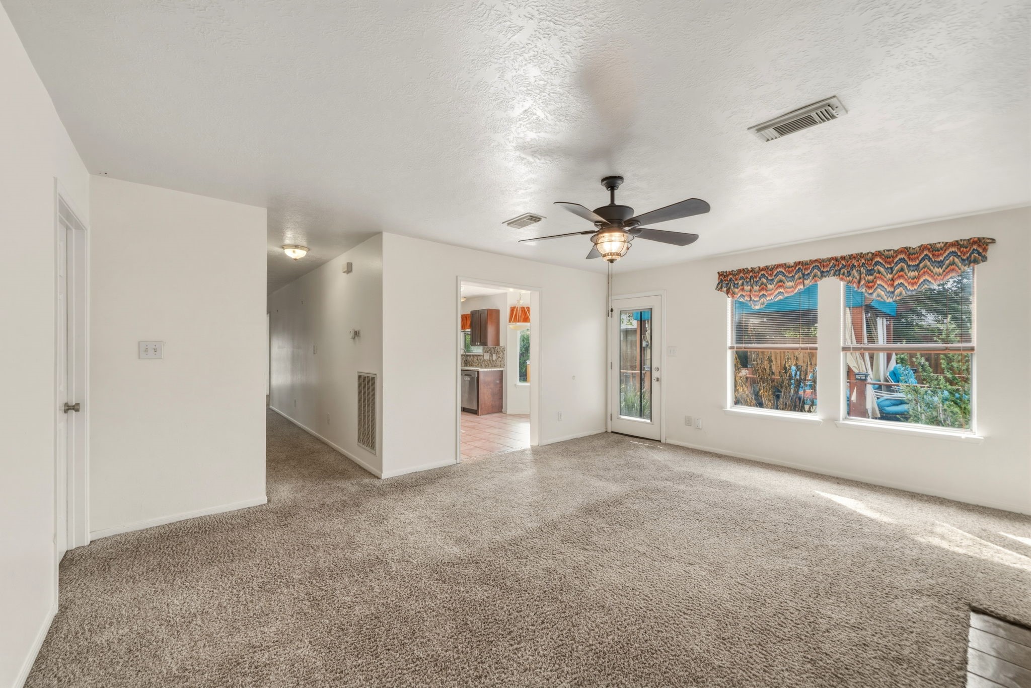 5619 Roserock Lane Property Photo 20