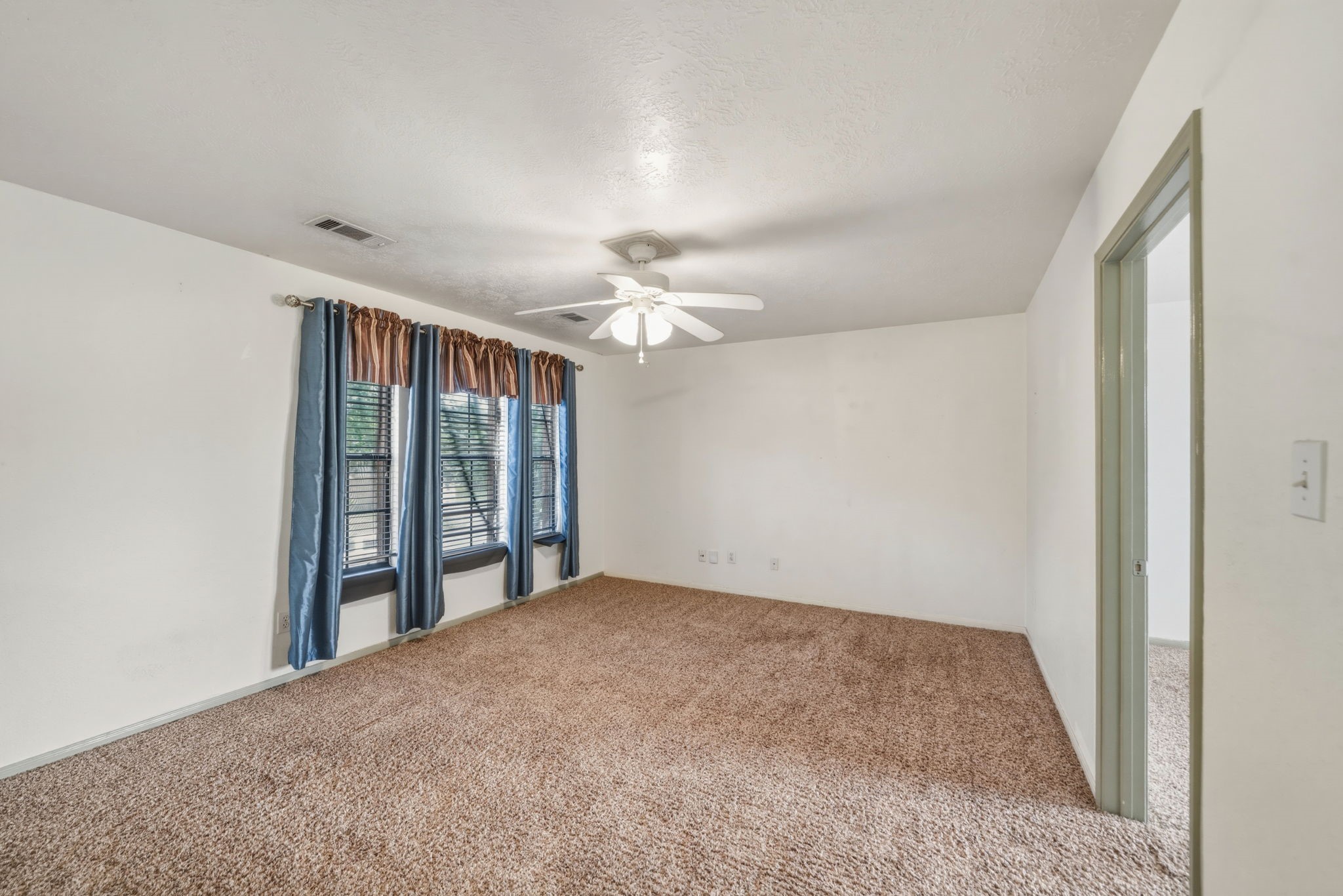 5619 Roserock Lane Property Photo 23