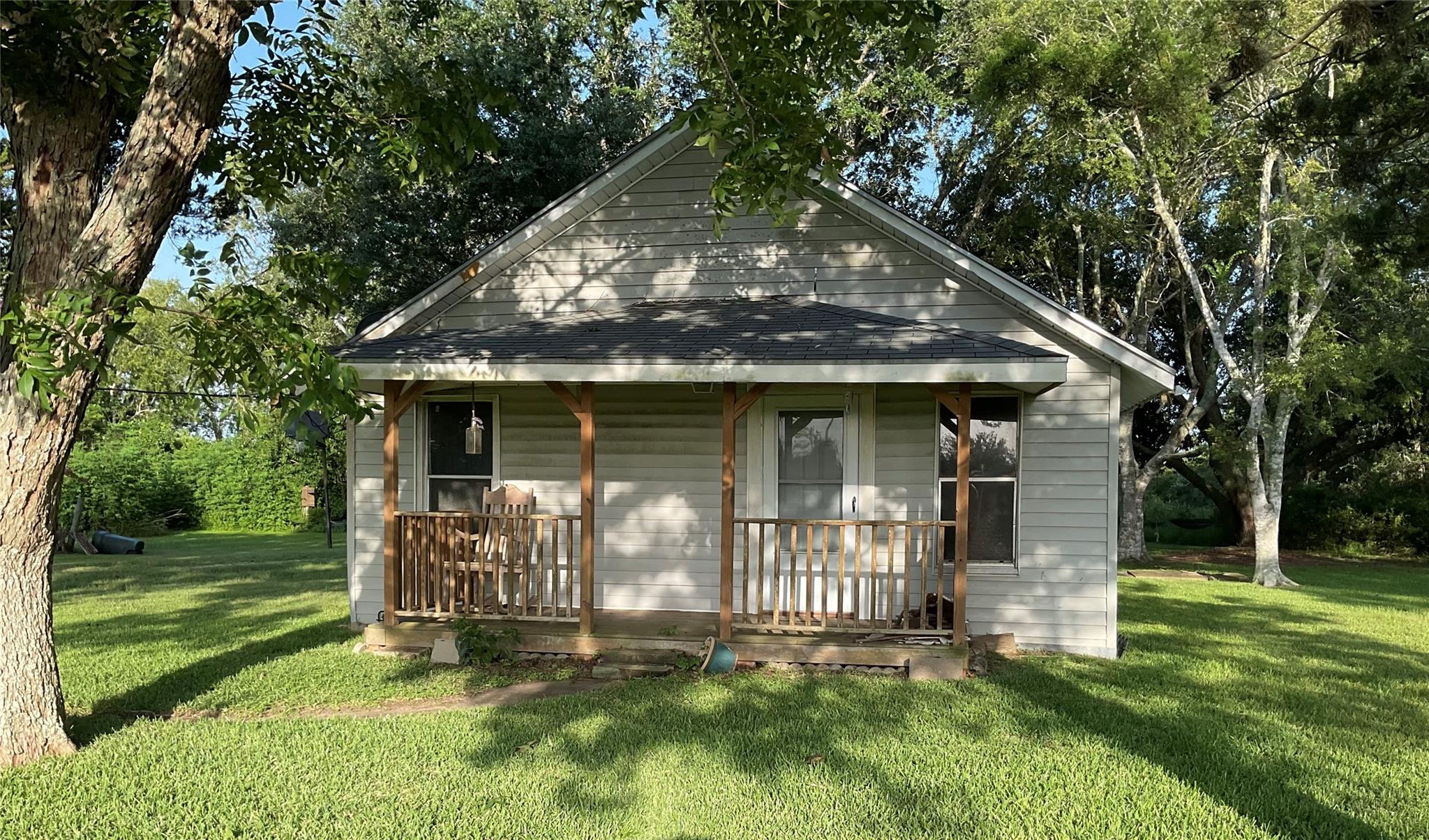130 Kazmir Street Property Photo 2