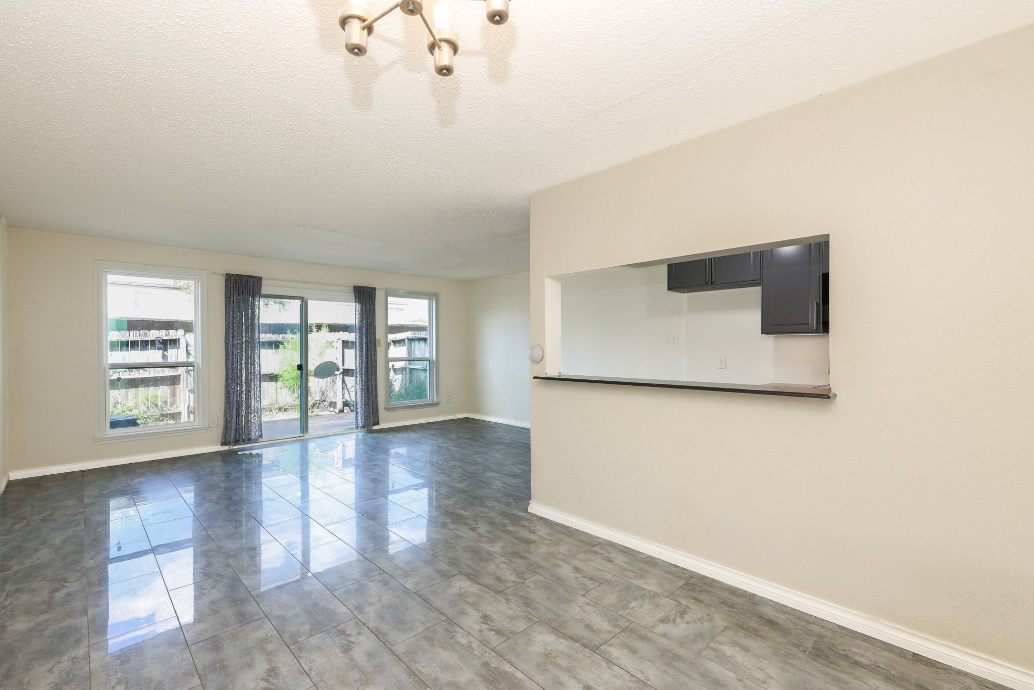 2119 Hazlitt Drive Property Photo 11