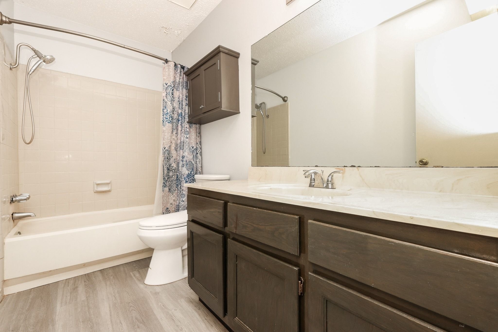 2119 Hazlitt Drive Property Photo 14