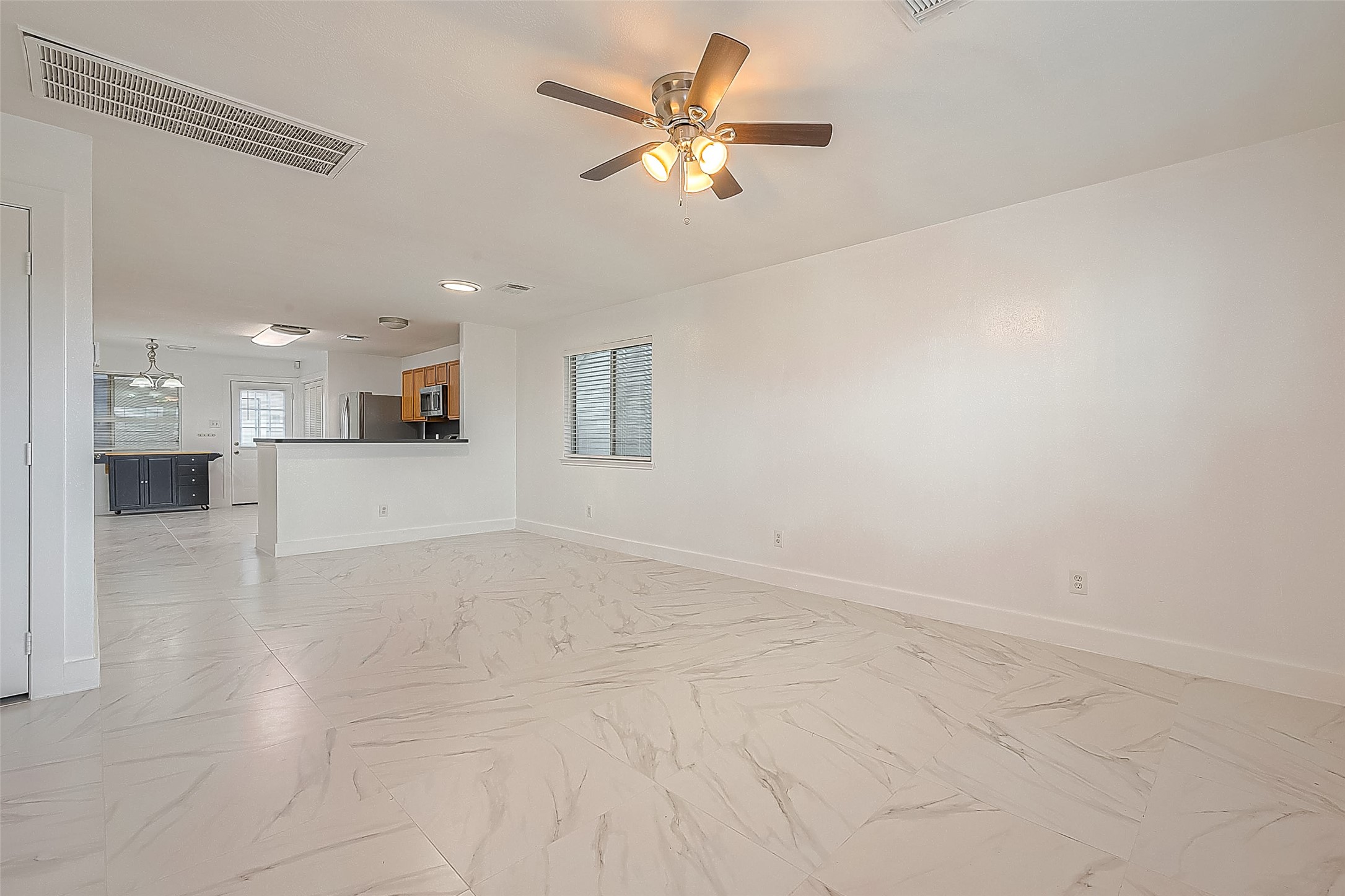 20939 Young Meadows Way Property Photo 2