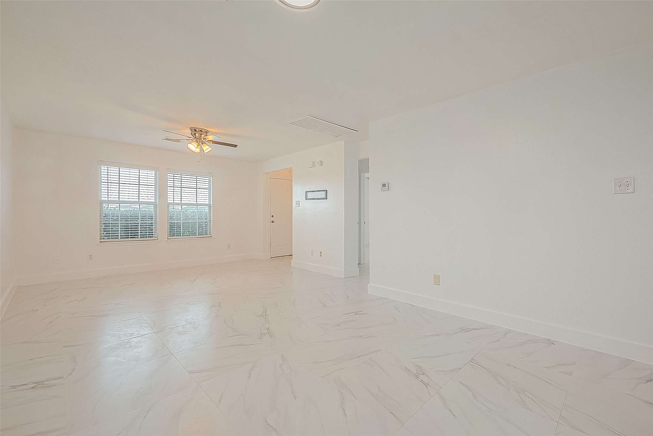 20939 Young Meadows Way Property Photo 4