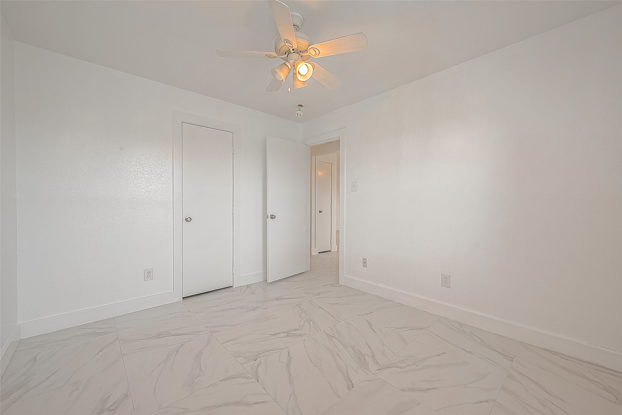 20939 Young Meadows Way Property Photo 21