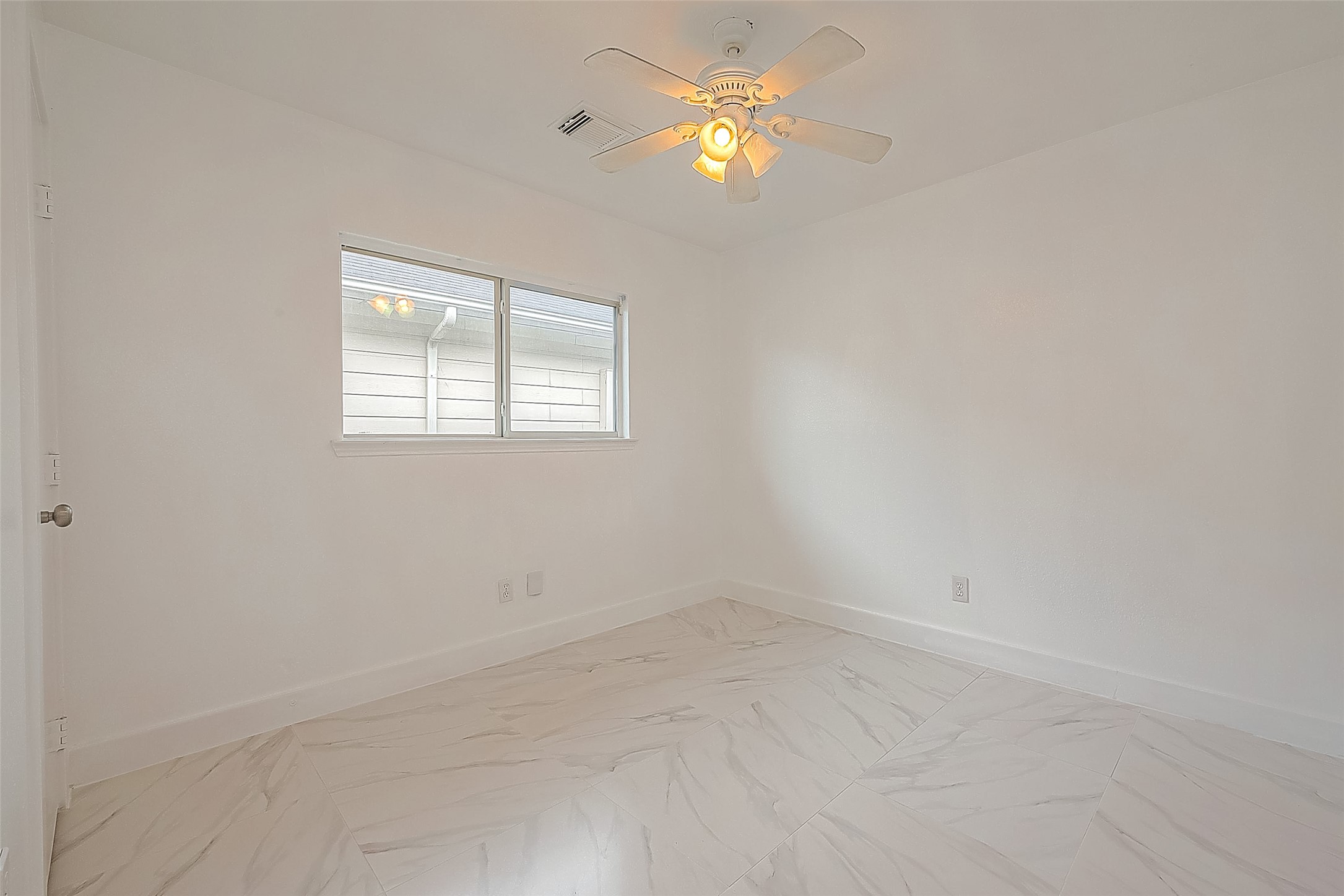 20939 Young Meadows Way Property Photo 22