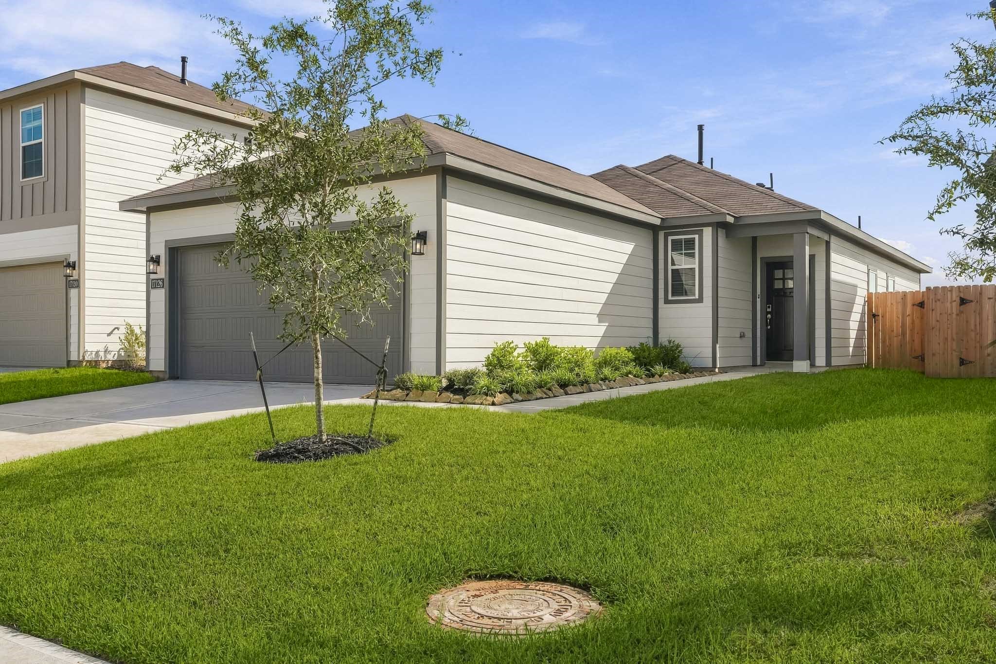 17126 King Eider Road Property Photo 2