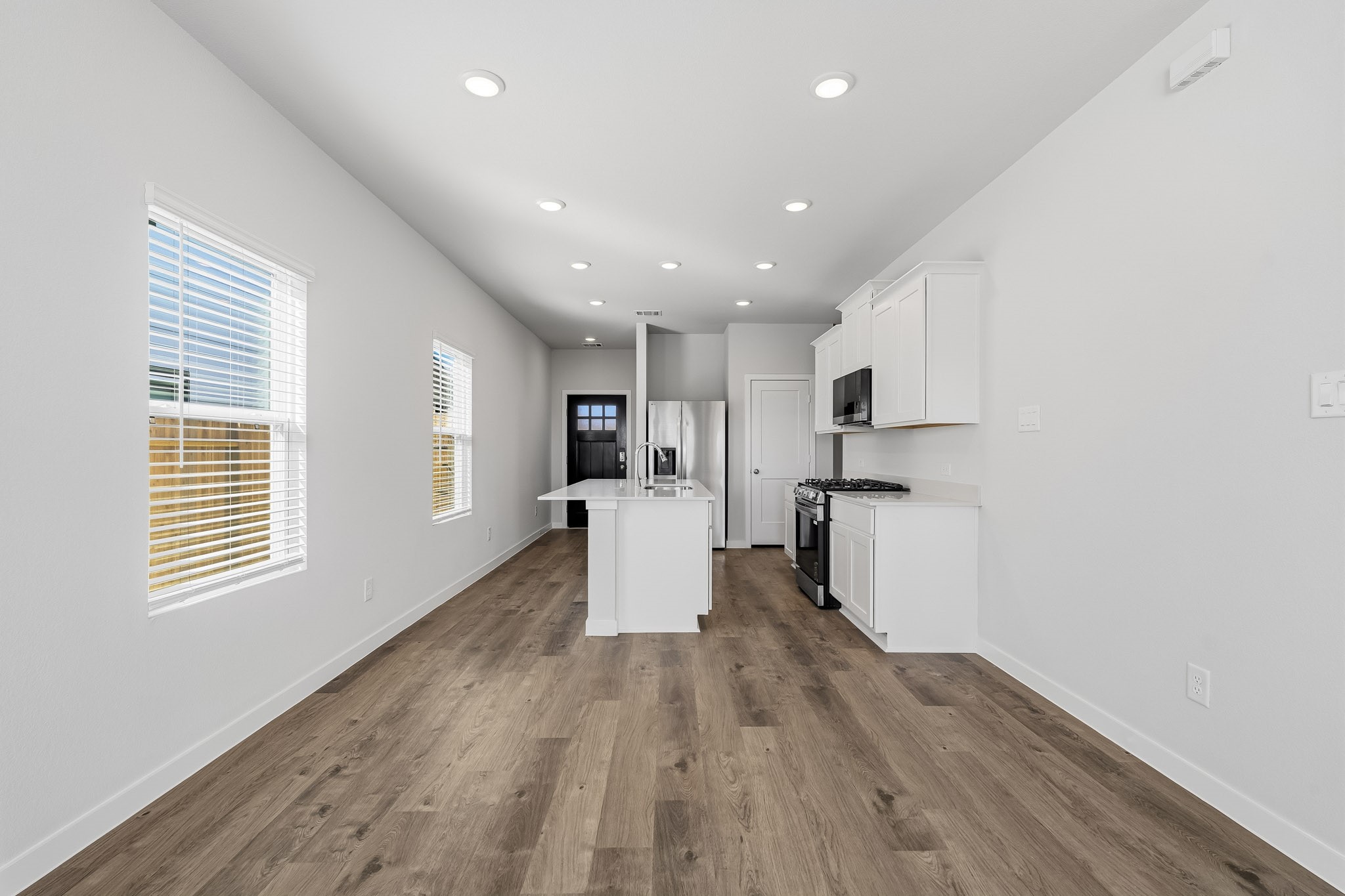 17126 King Eider Road Property Photo 7