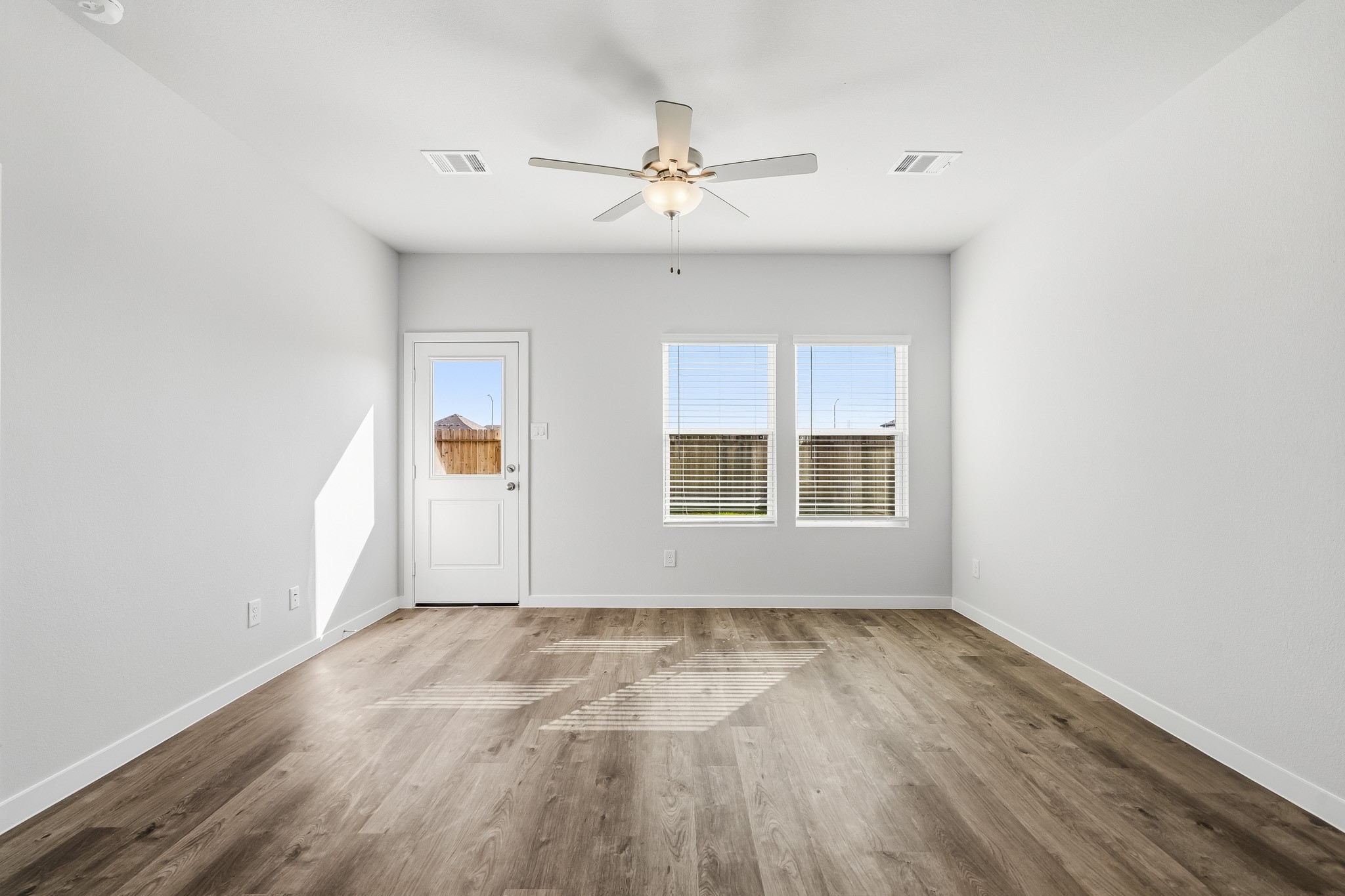 17126 King Eider Road Property Photo 8