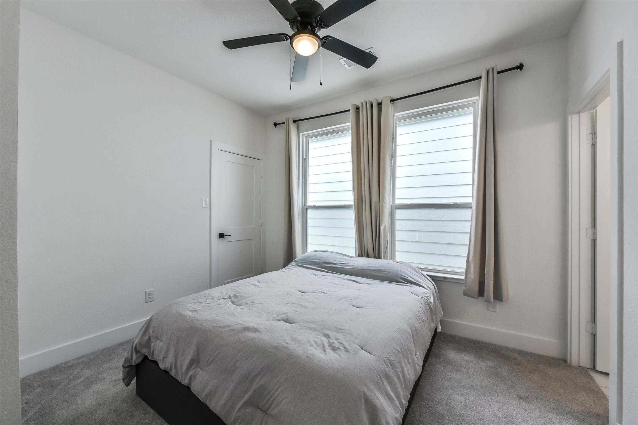 1228 Mcneil Street Property Photo 12