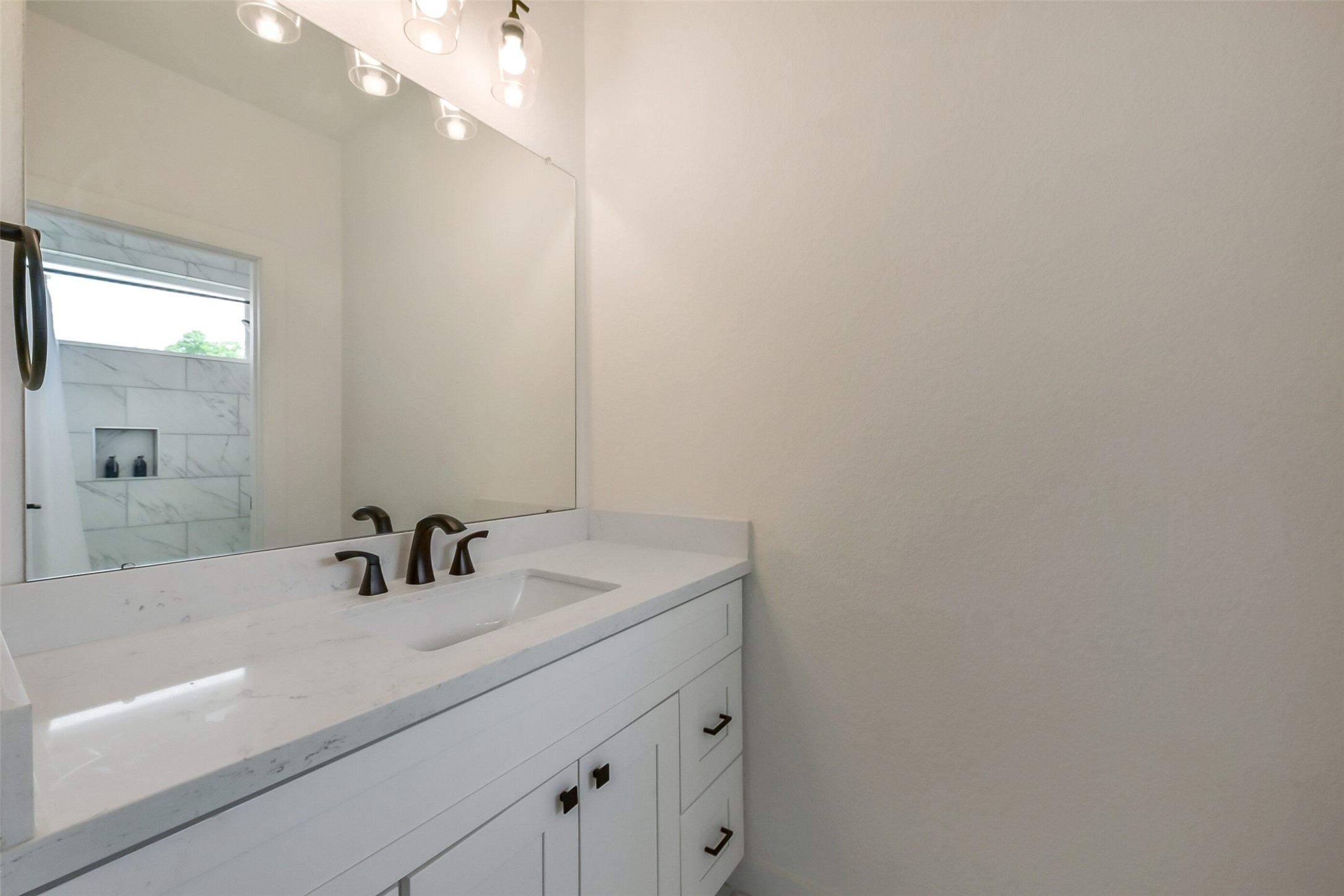 1228 Mcneil Street Property Photo 16