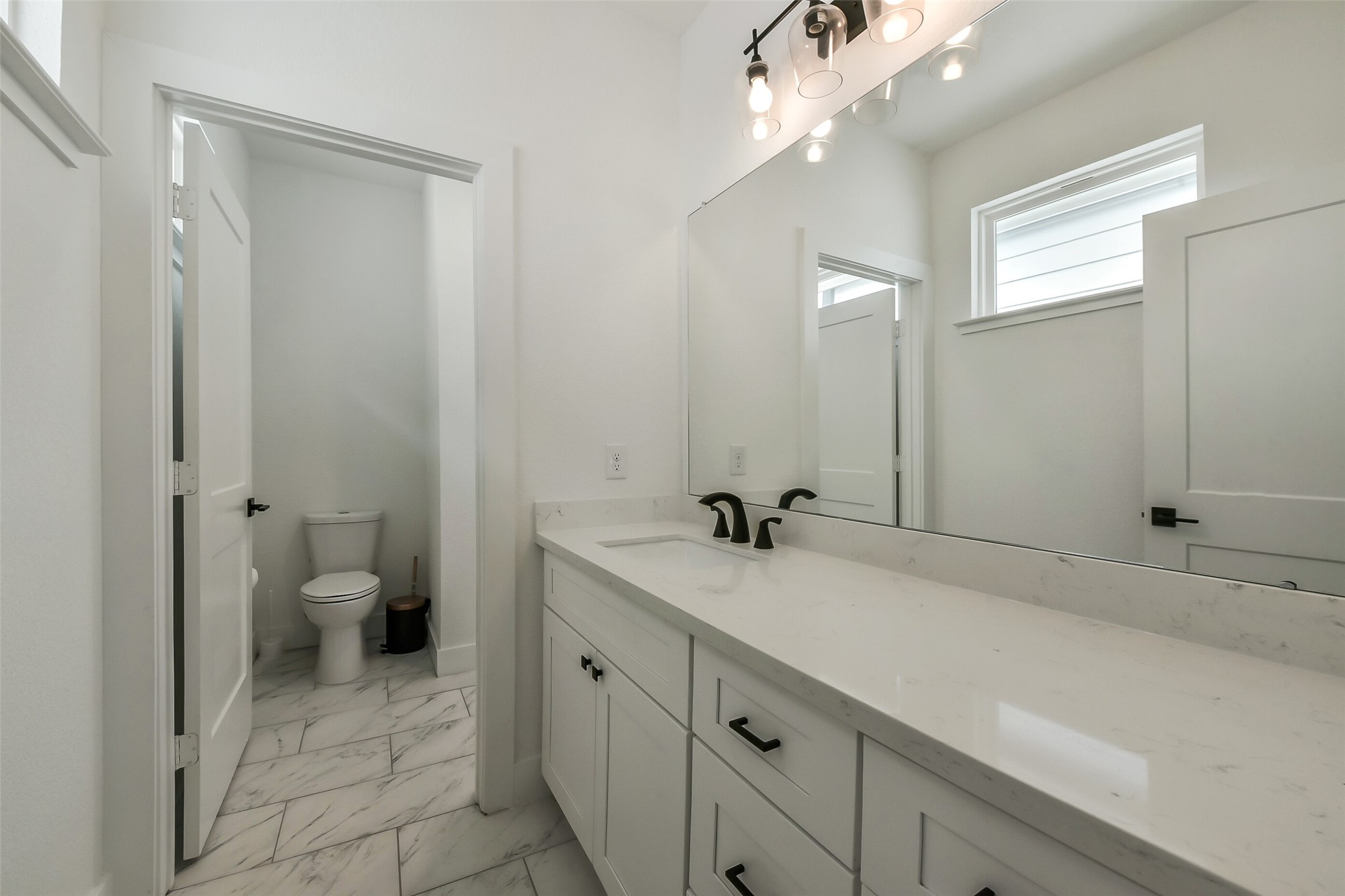 1228 Mcneil Street Property Photo 20