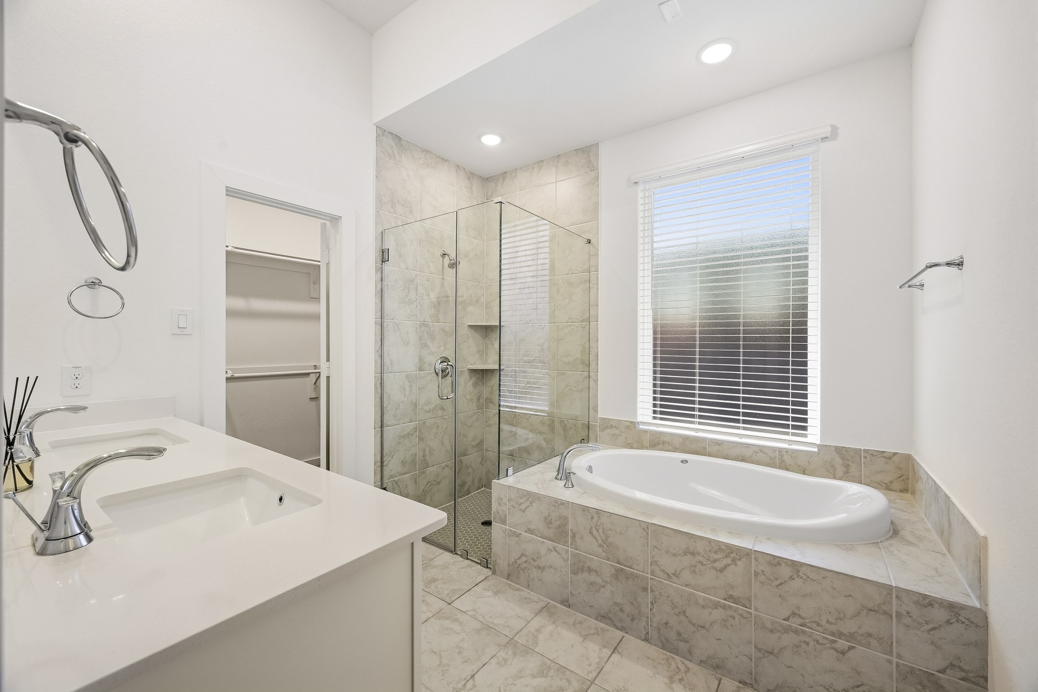 10227 Van Gogh Court Property Photo 27