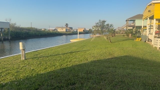 Van Vleck Elementary School Real Estate Listings Main Image
