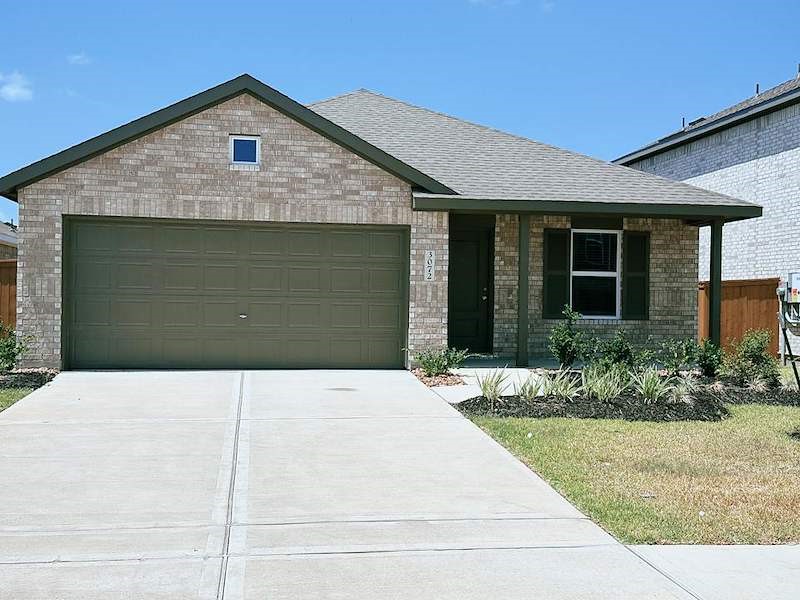 3072 Huntersville Drive Property Photo 1