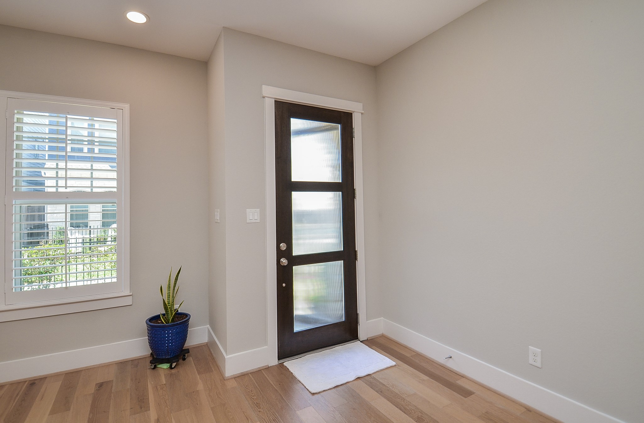 12551 Malachite Way Property Photo 4