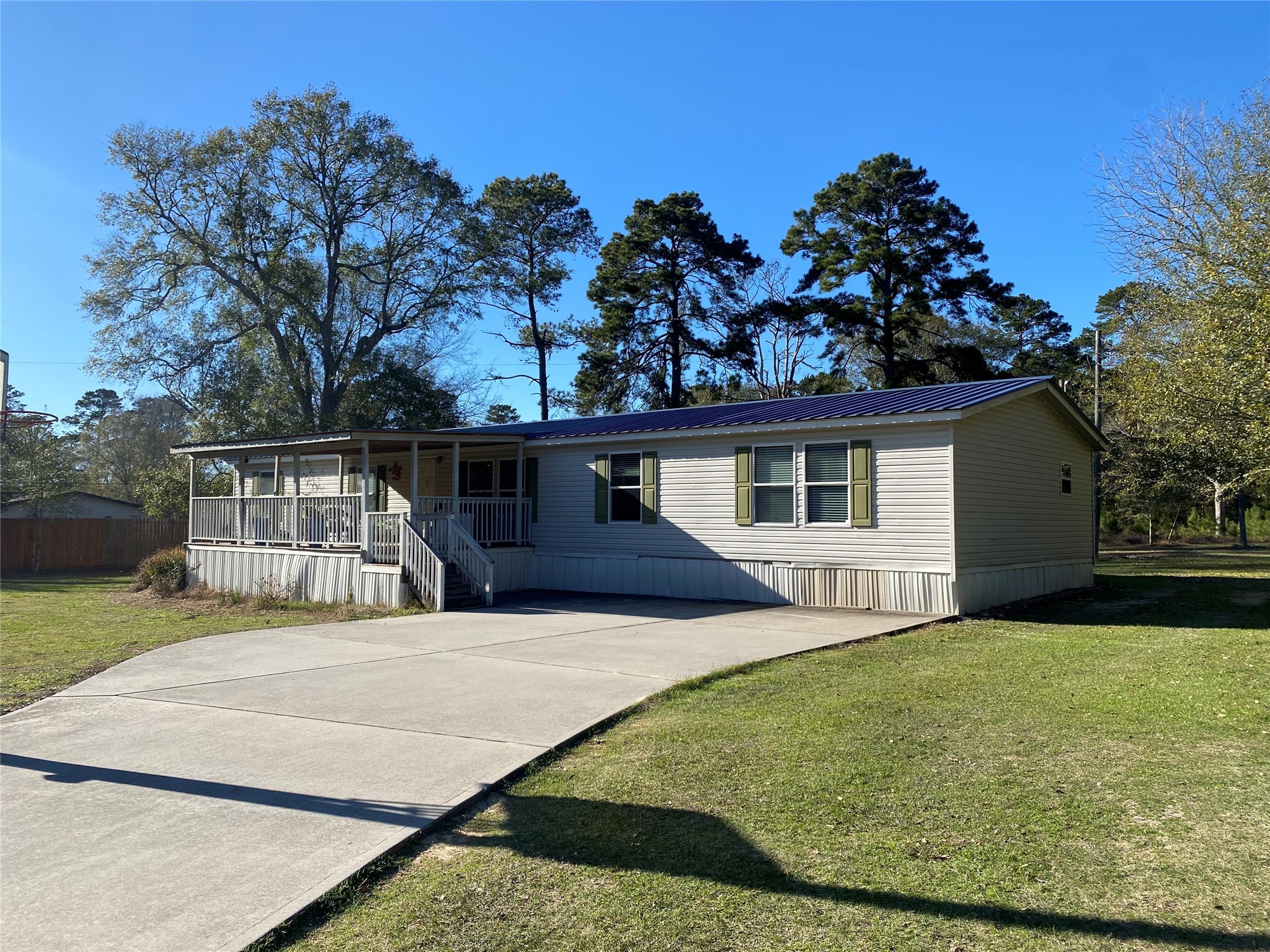 2581 Mann Road Property Photo 6