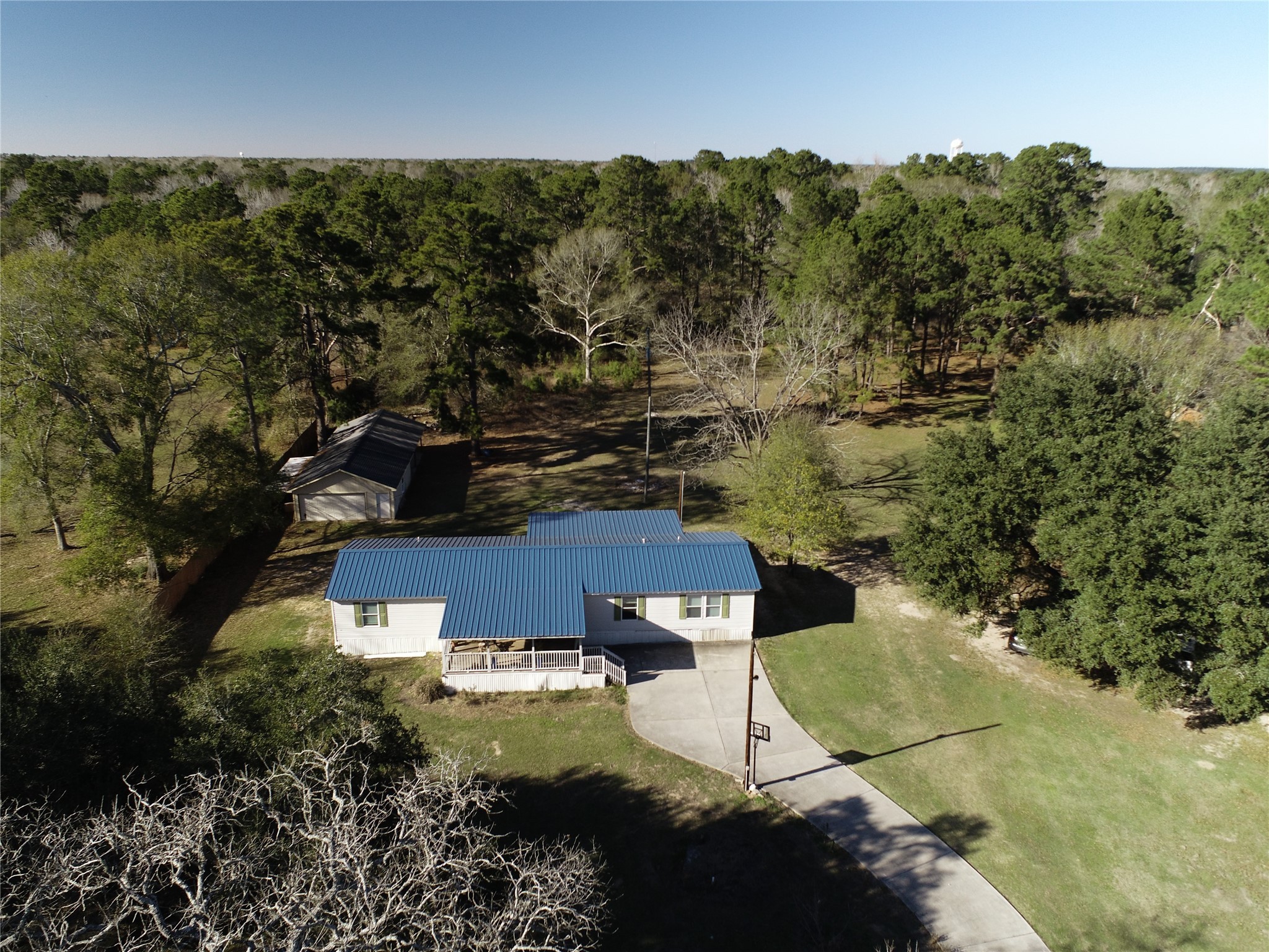 2581 Mann Road Property Photo 7