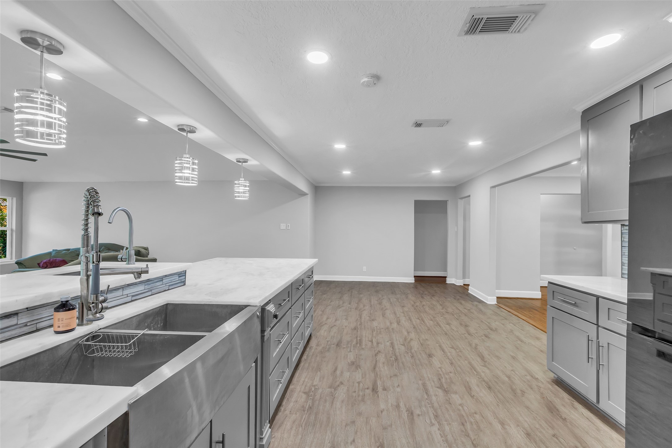 8902 Theysen Drive Property Photo 11